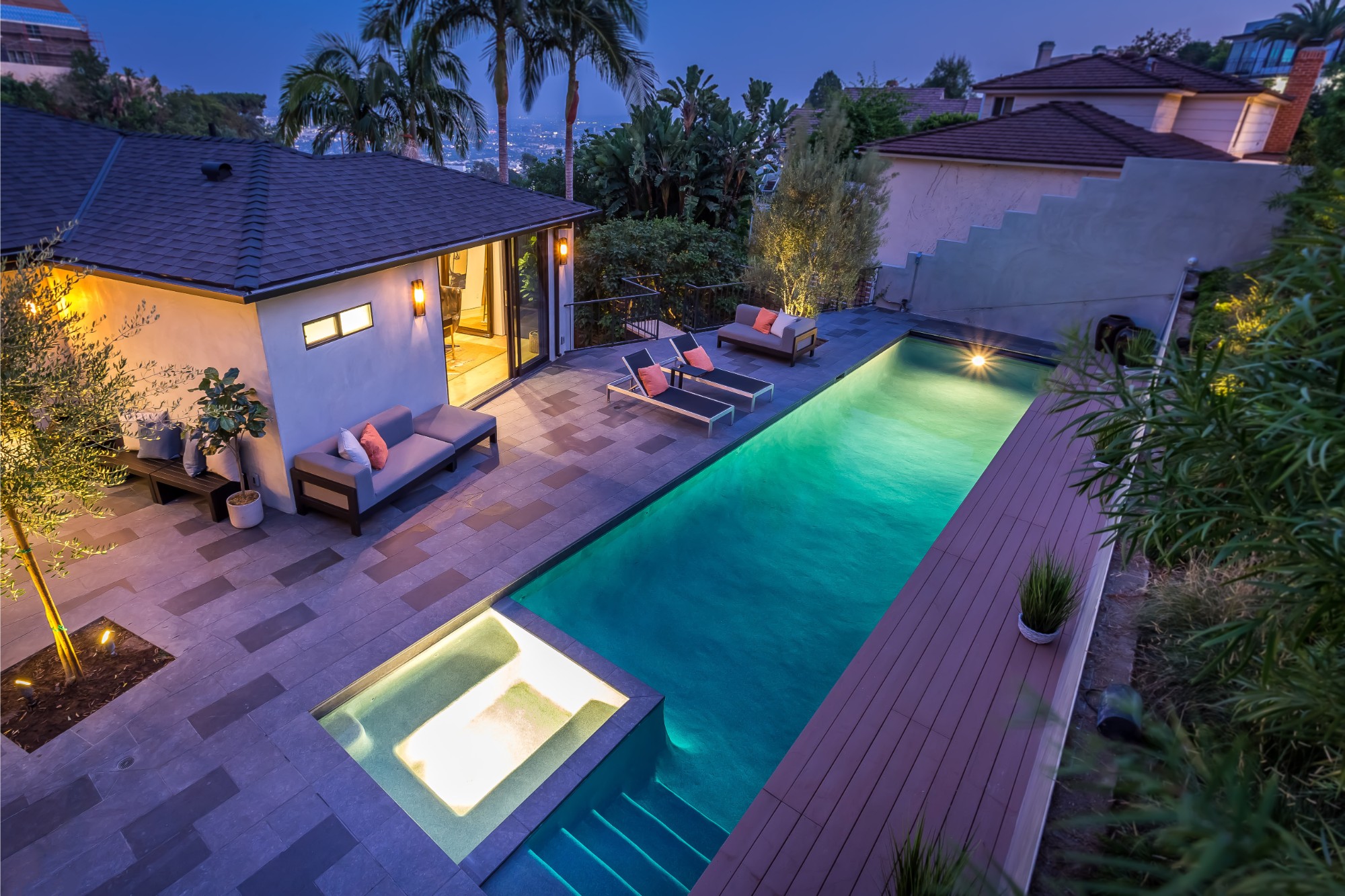 1490 Sunset Plaza Dr.