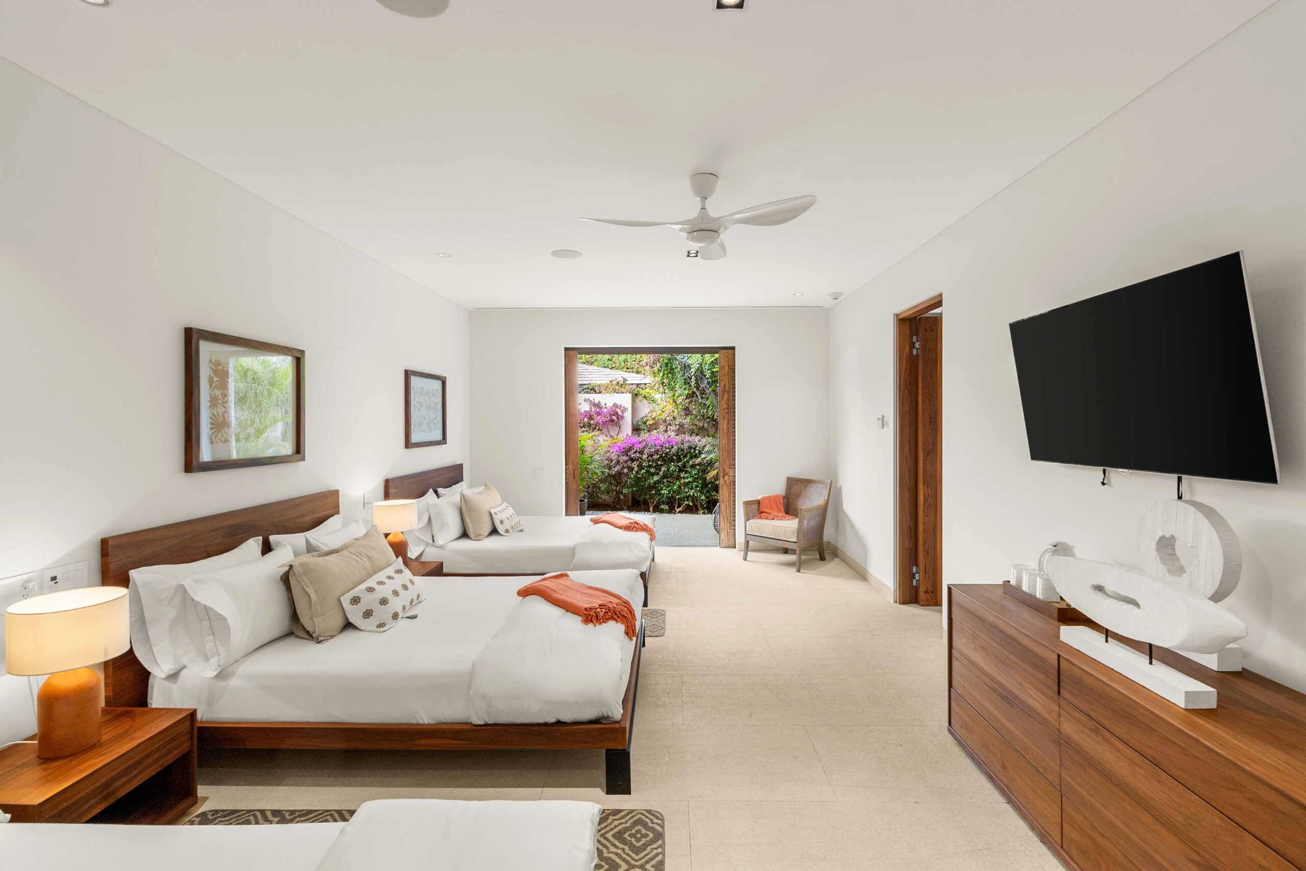 10  The Enclave, Zadun Residences