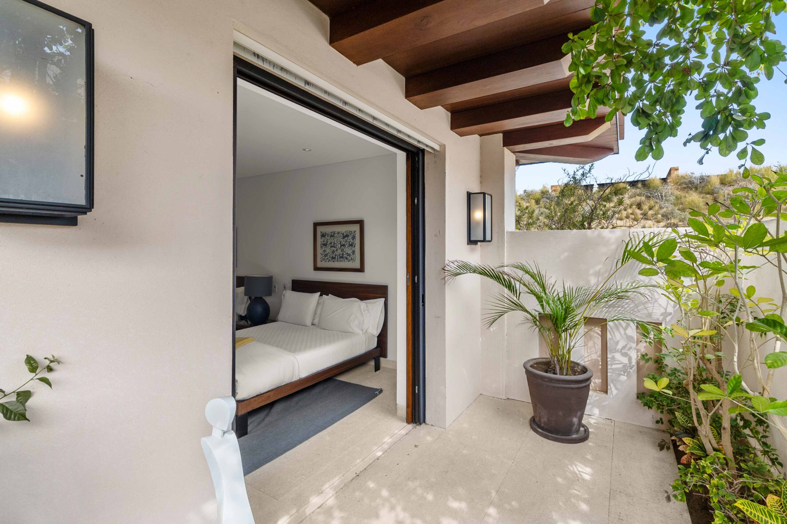 10  The Enclave, Zadun Residences