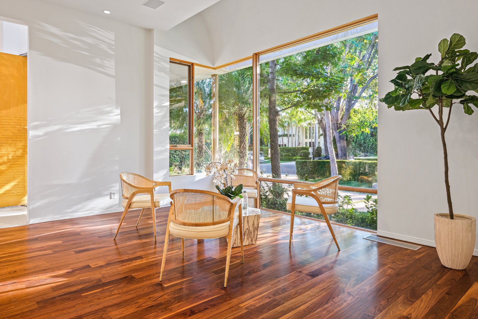 524 N. Alpine Dr.