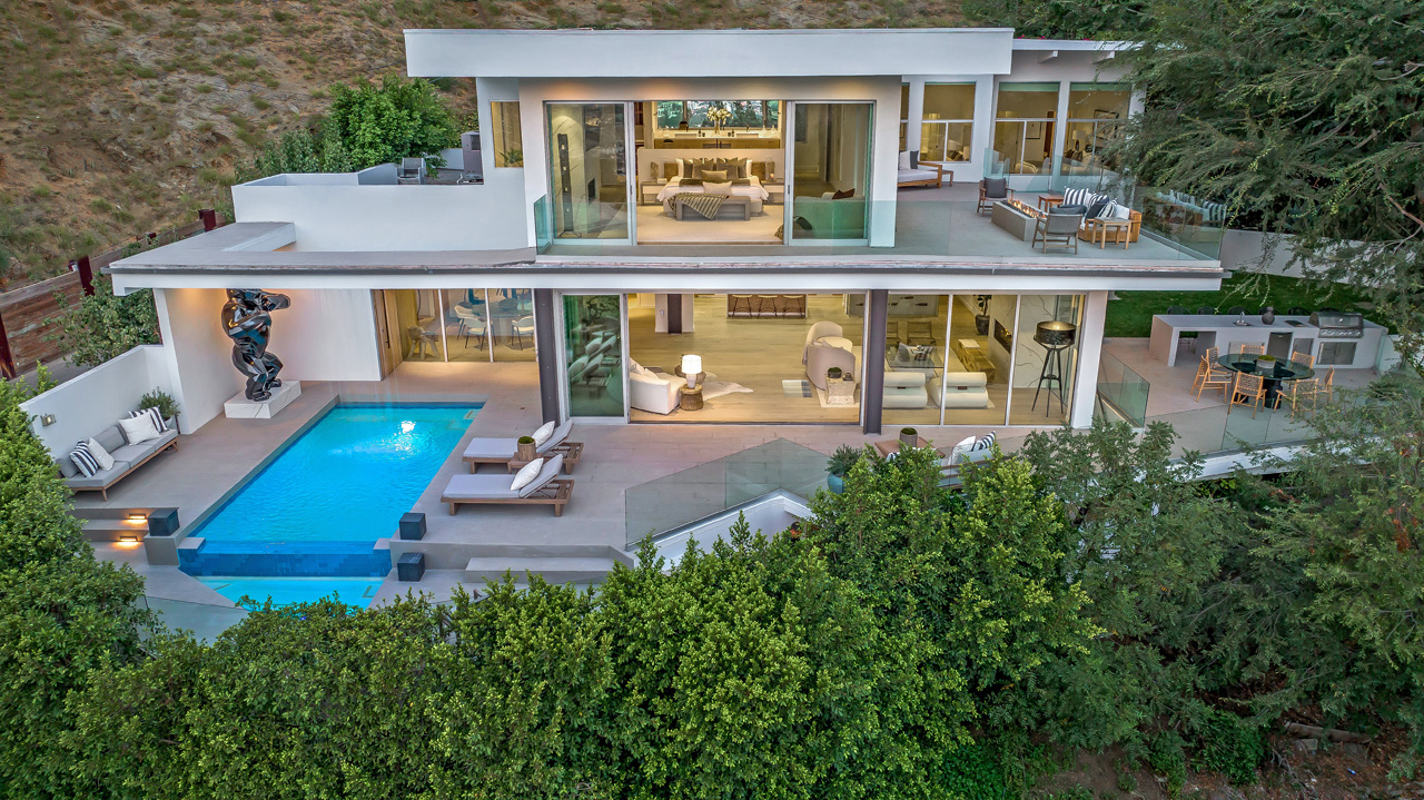 8469  Hillside Ave.