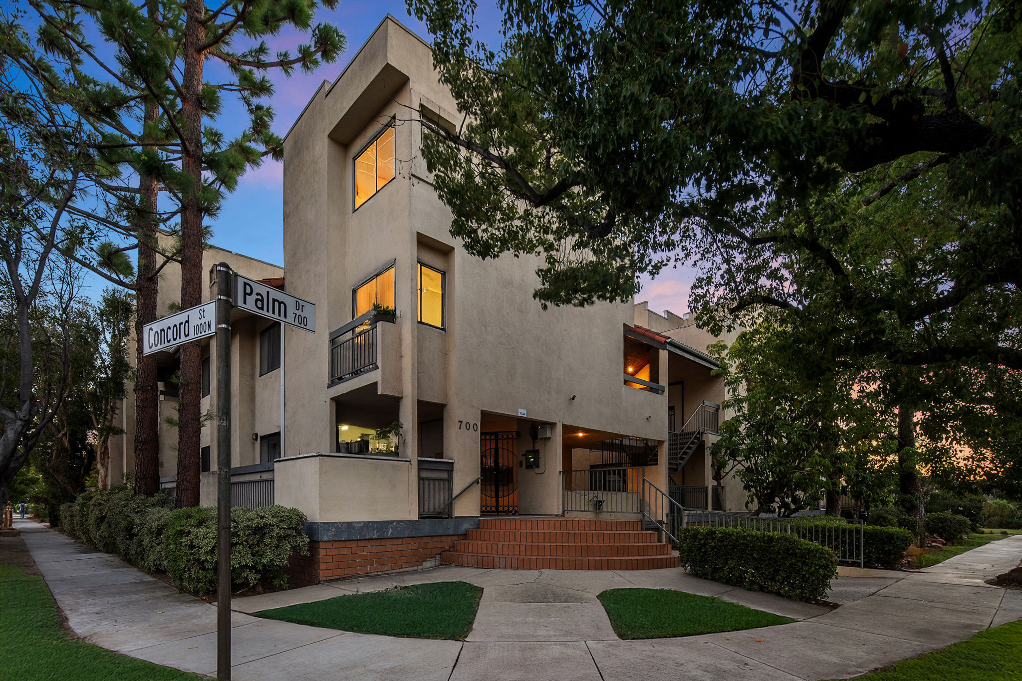 This modern 16-unit multifamily property in Glendale, housed in a 2-story building, features an elevator, central AC/heating, and secure underground gated parking with assigned spaces (1 for 2-bedroom units, 2 for 3-bedroom units). Recent upgrades include a new roof, fascia, and gutters (2023), with 80% of HVAC systems replaced between 2020 and 2025, and over half of the units updated with contemporary finishes. Ideally located, this property offers strong rental appeal and investment potential in Glendale’s vibrant market.