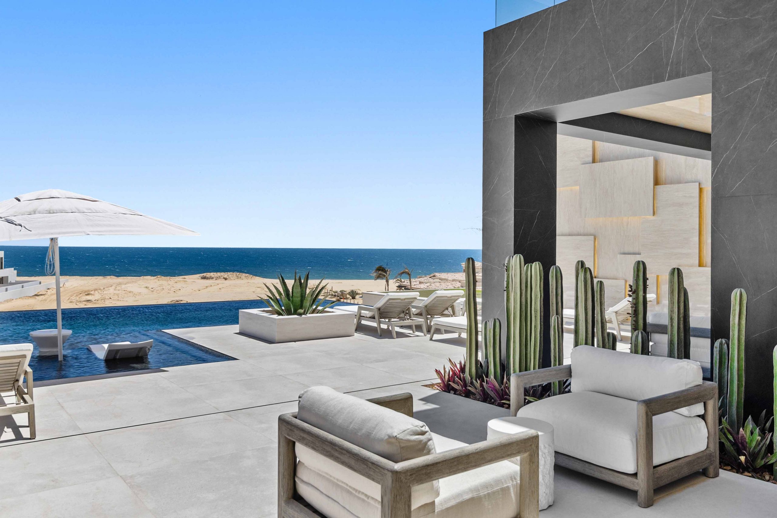 29 Diamante Blvd