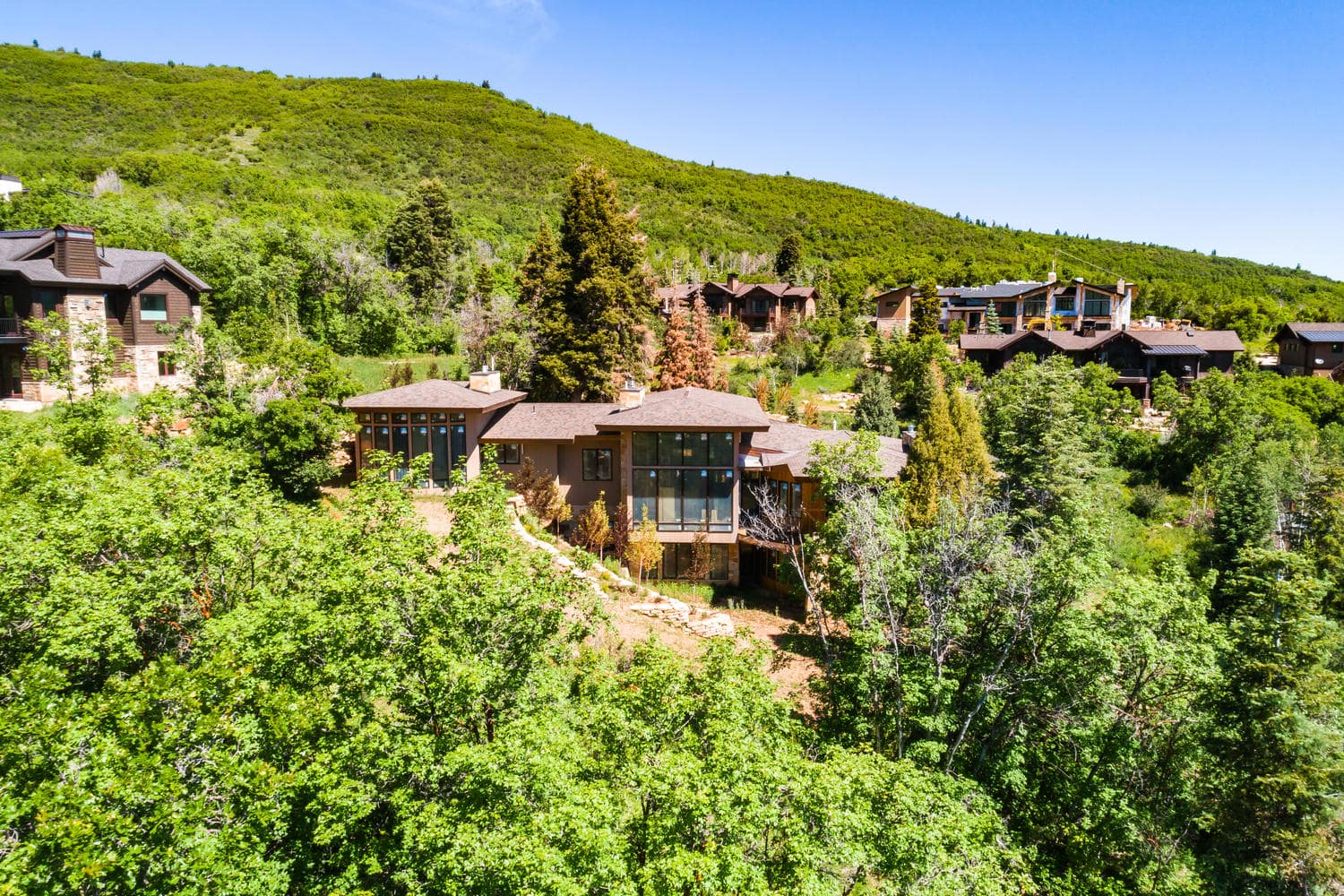 8899 Parleys Lane