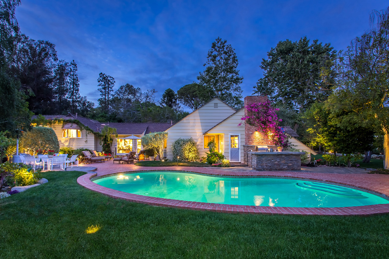 251  N. Layton Dr.