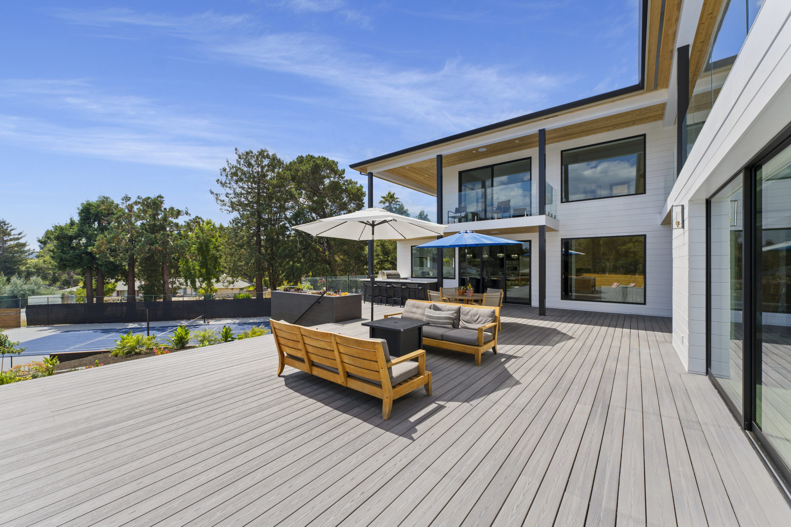 17 Moncada Way