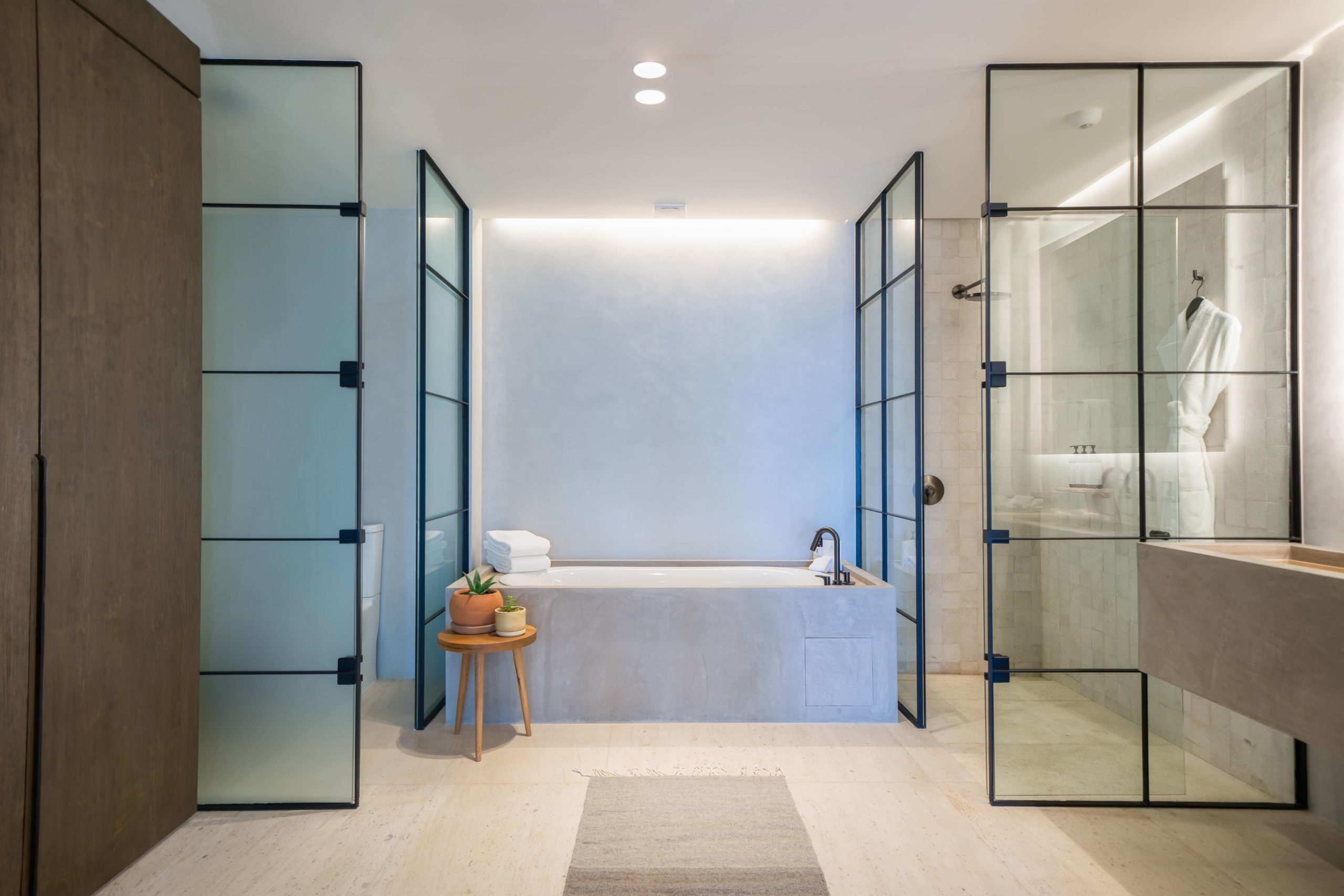 Hacienda Beach Club Phase 2 6404