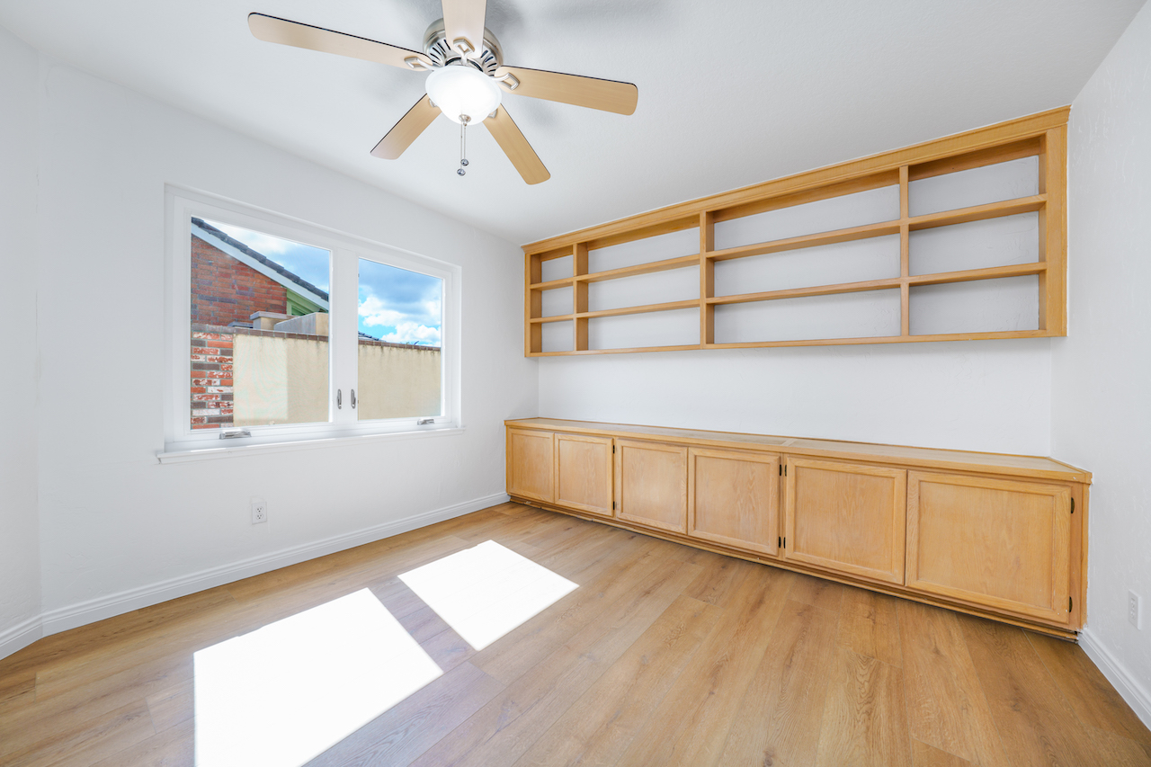26102  Spur Branch Ln.