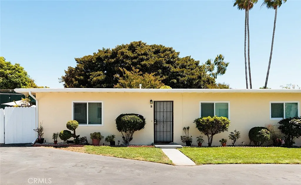 220 & 226 Knox Place
