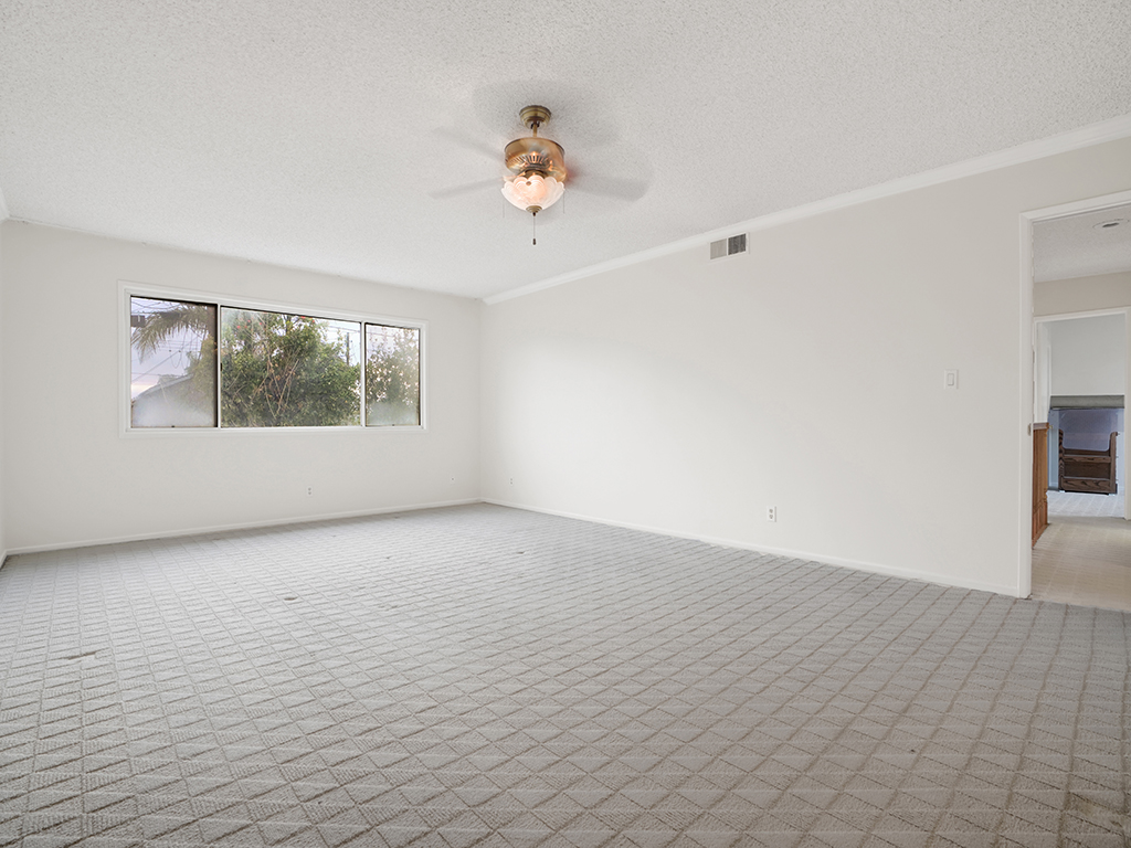 16371  Redlands Ln.