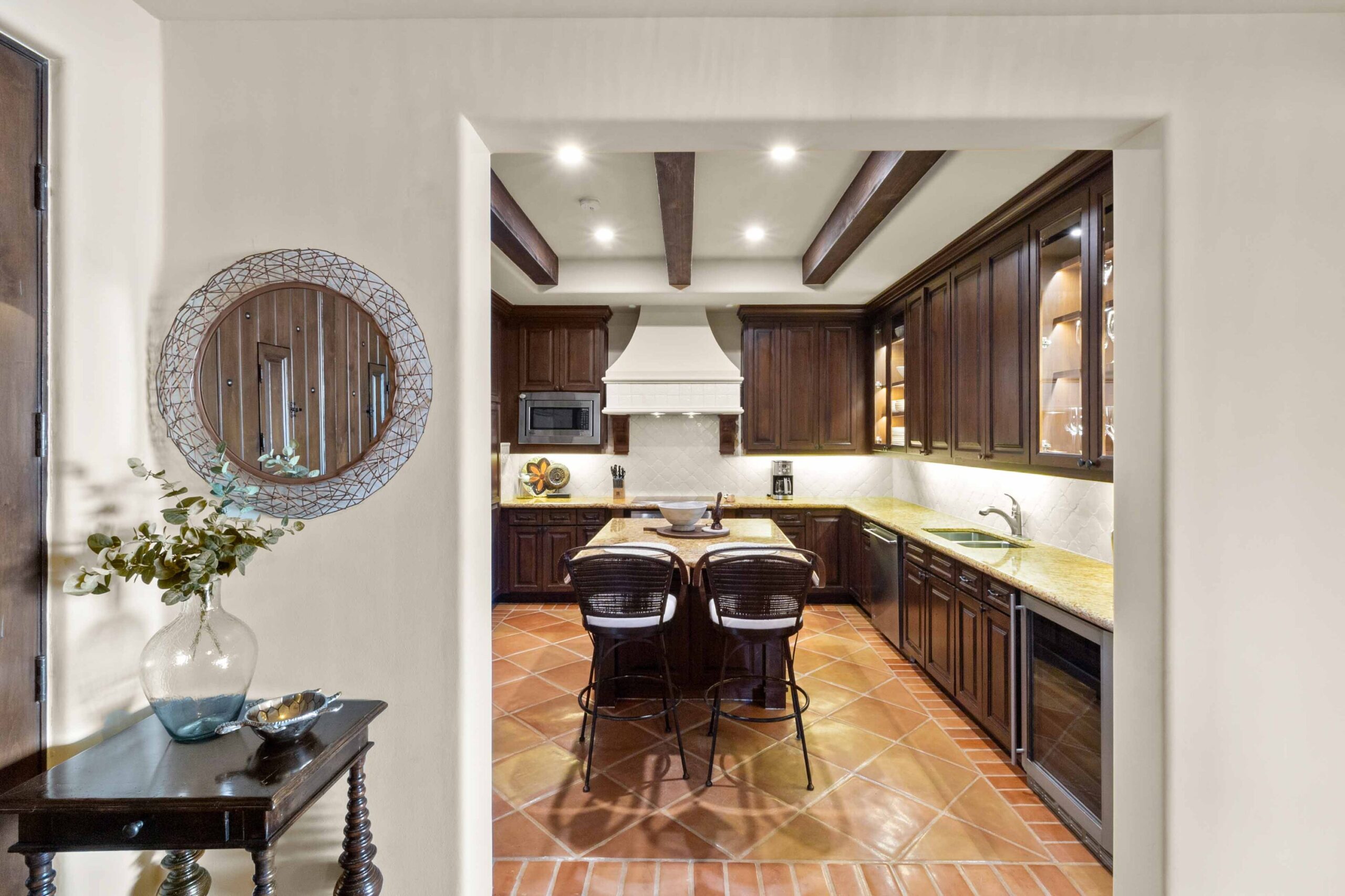 Residence 1-403, Hacienda Beach Club