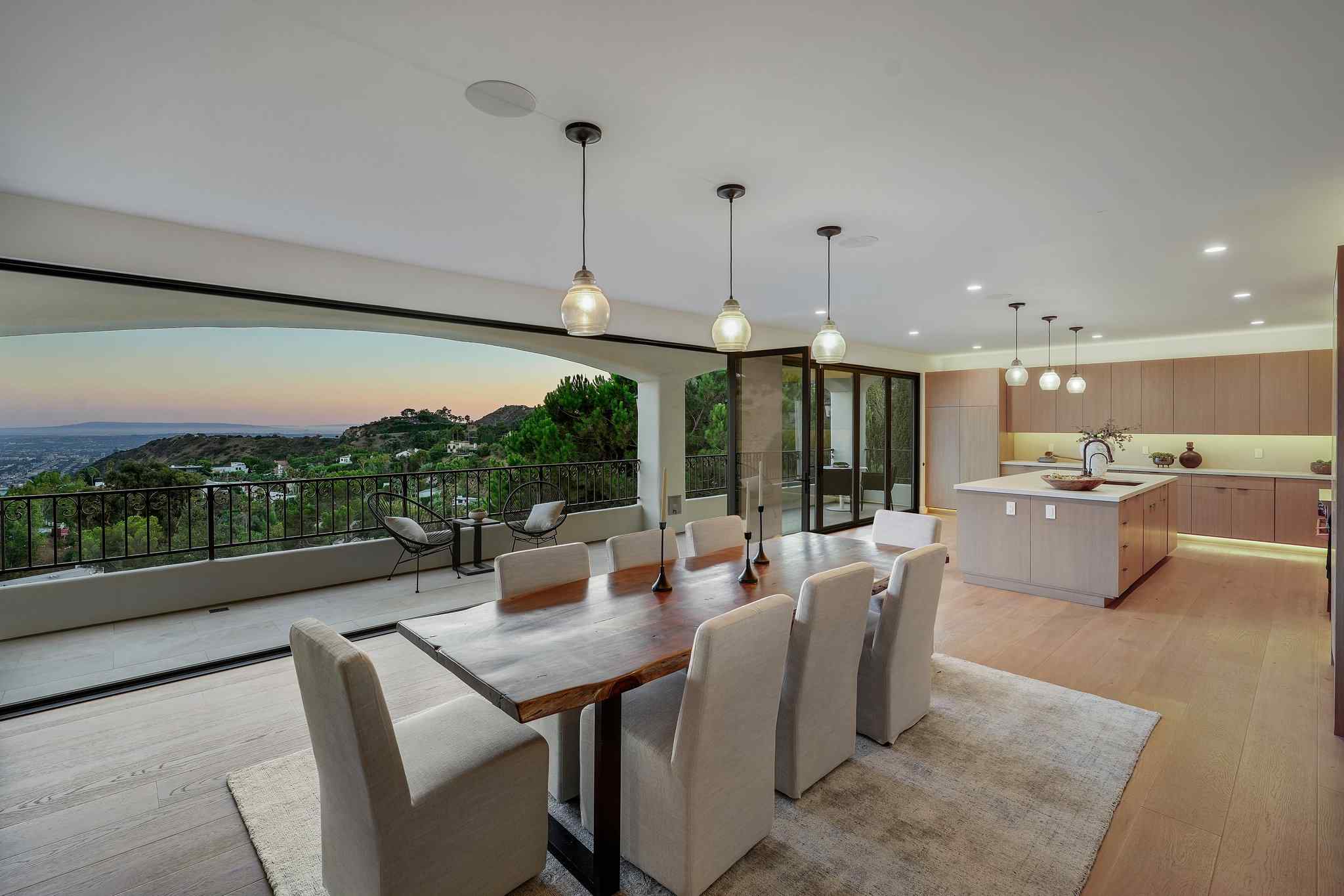 7212  Mulholland Dr.