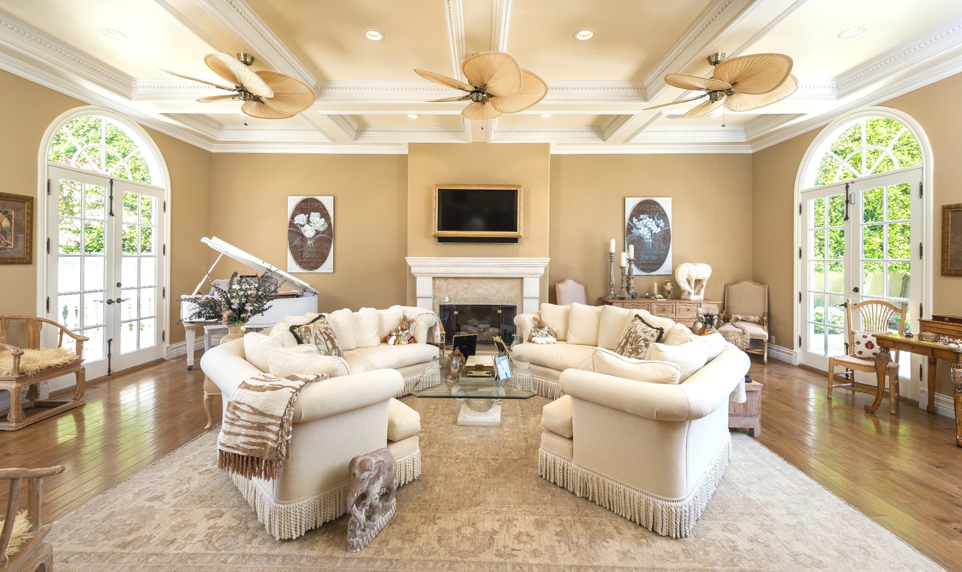 1206 Amalfi Dr.