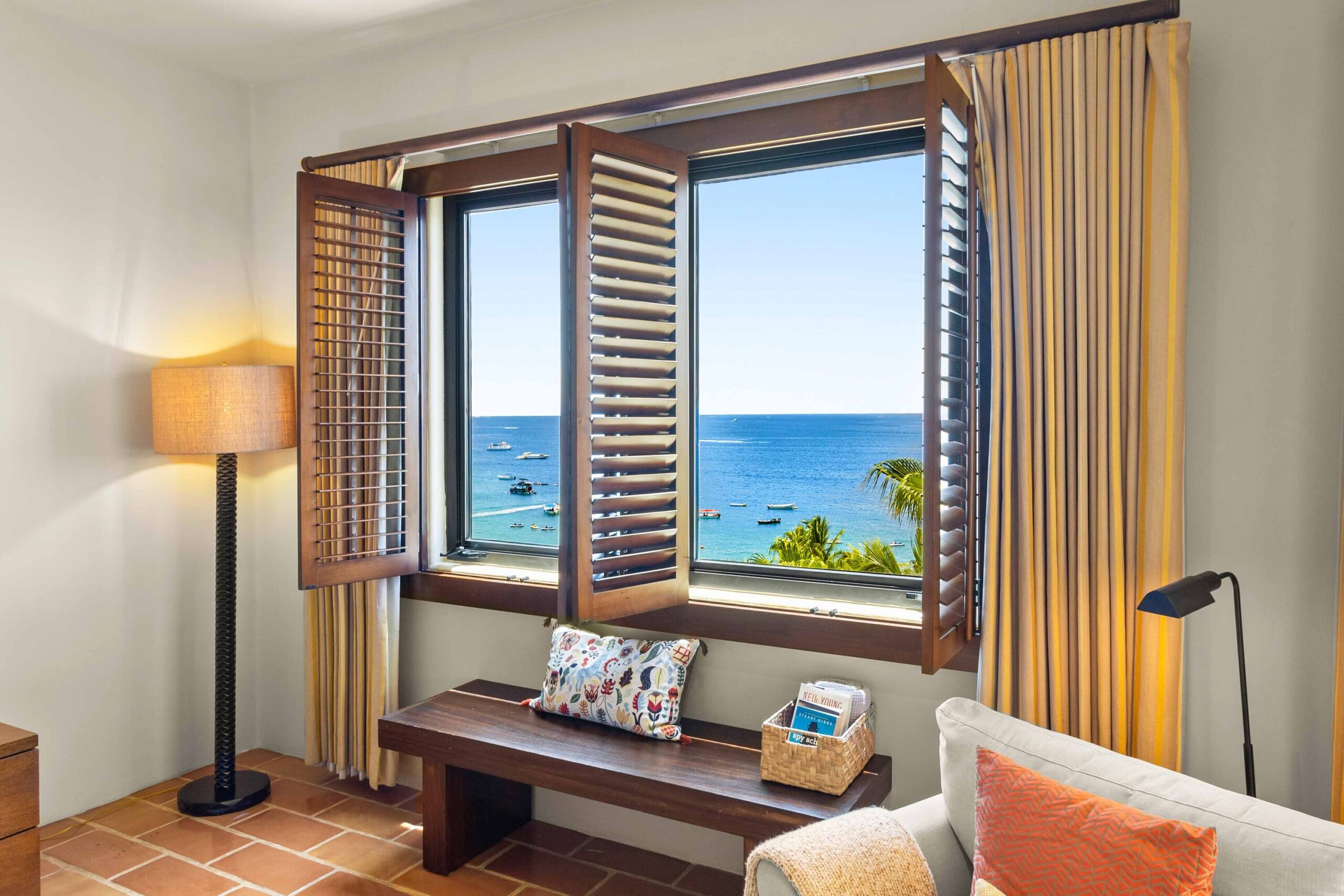 Residence 1-403, Hacienda Beach Club
