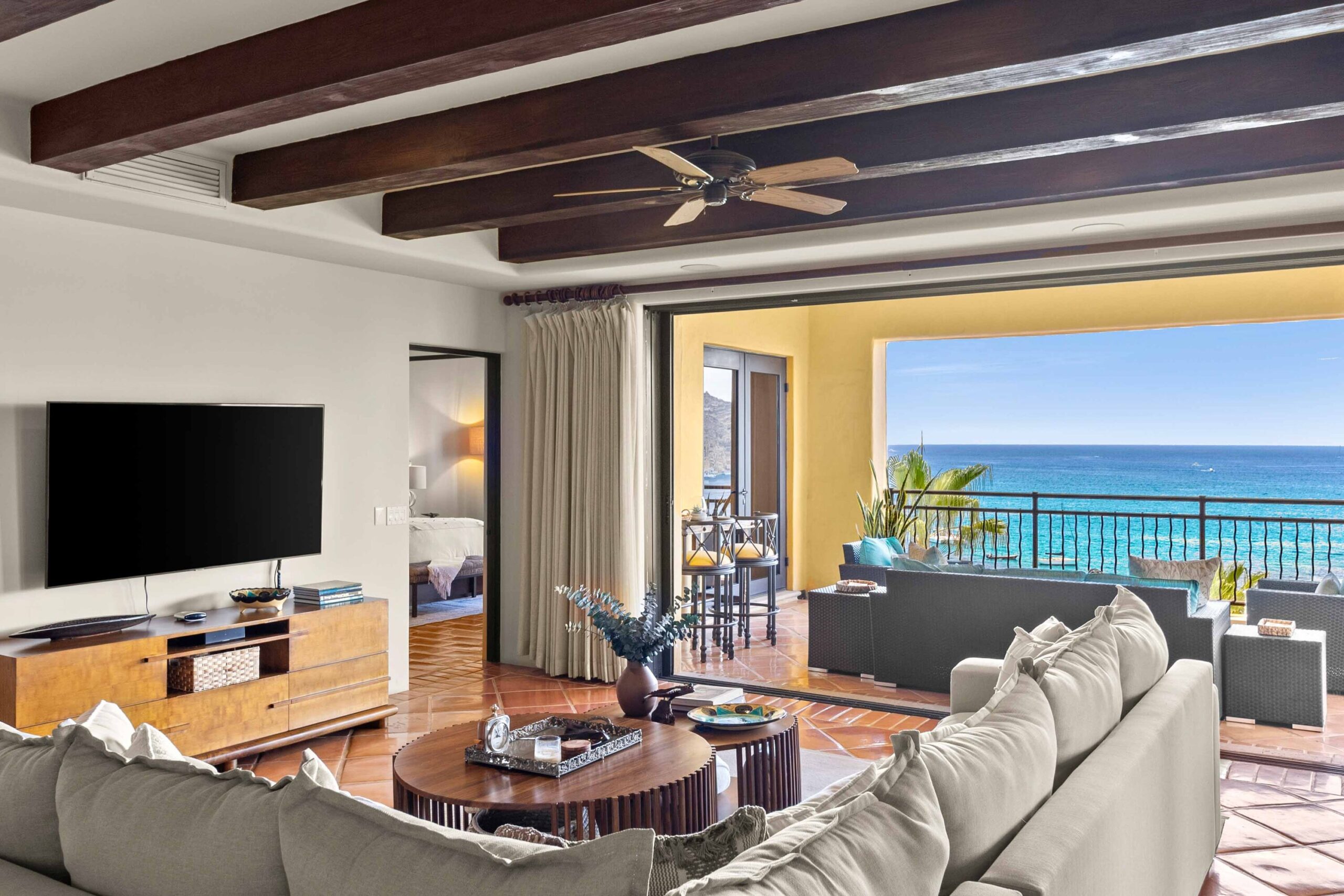 Residence 1-403, Hacienda Beach Club