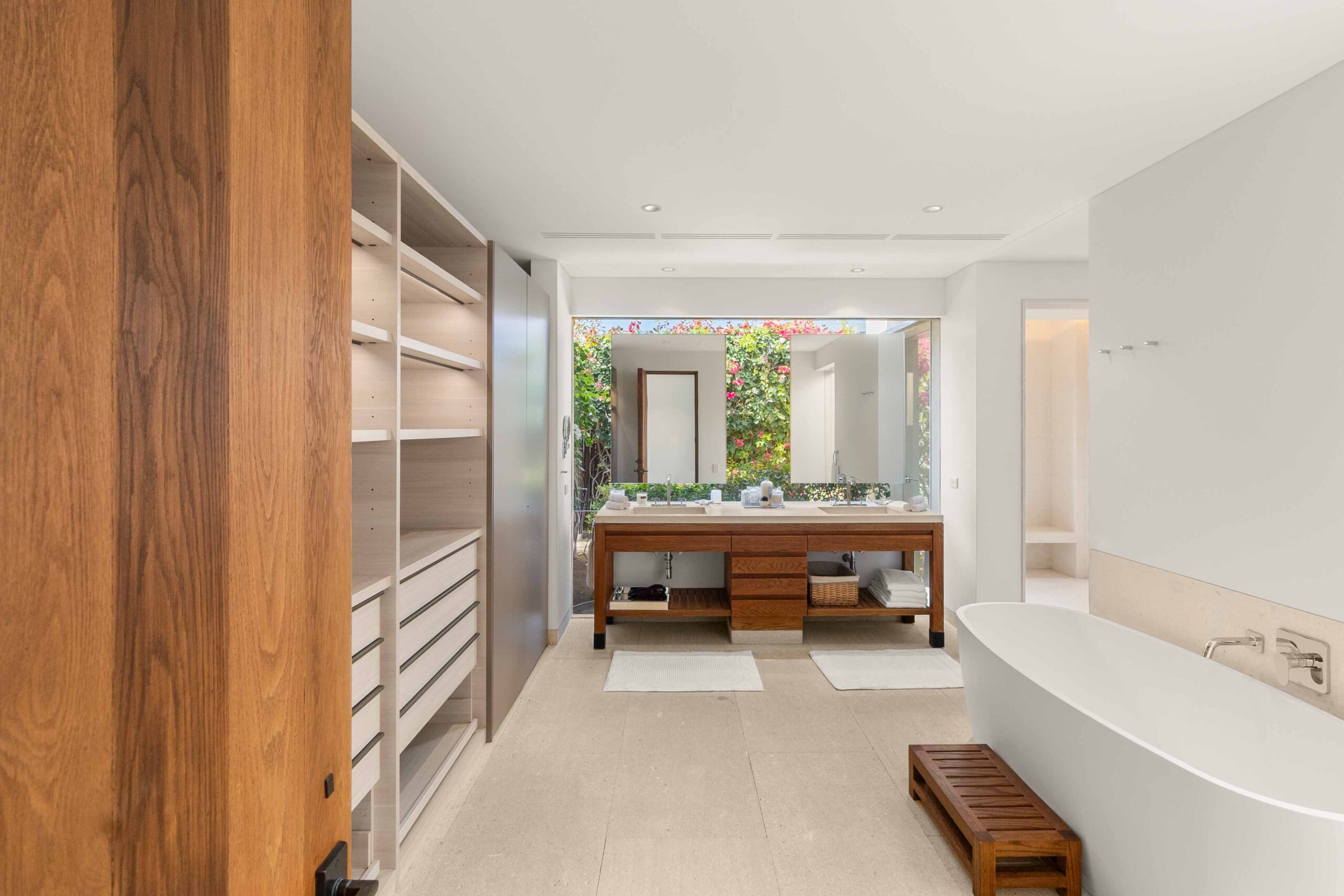 10  The Enclave, Zadun Residences
