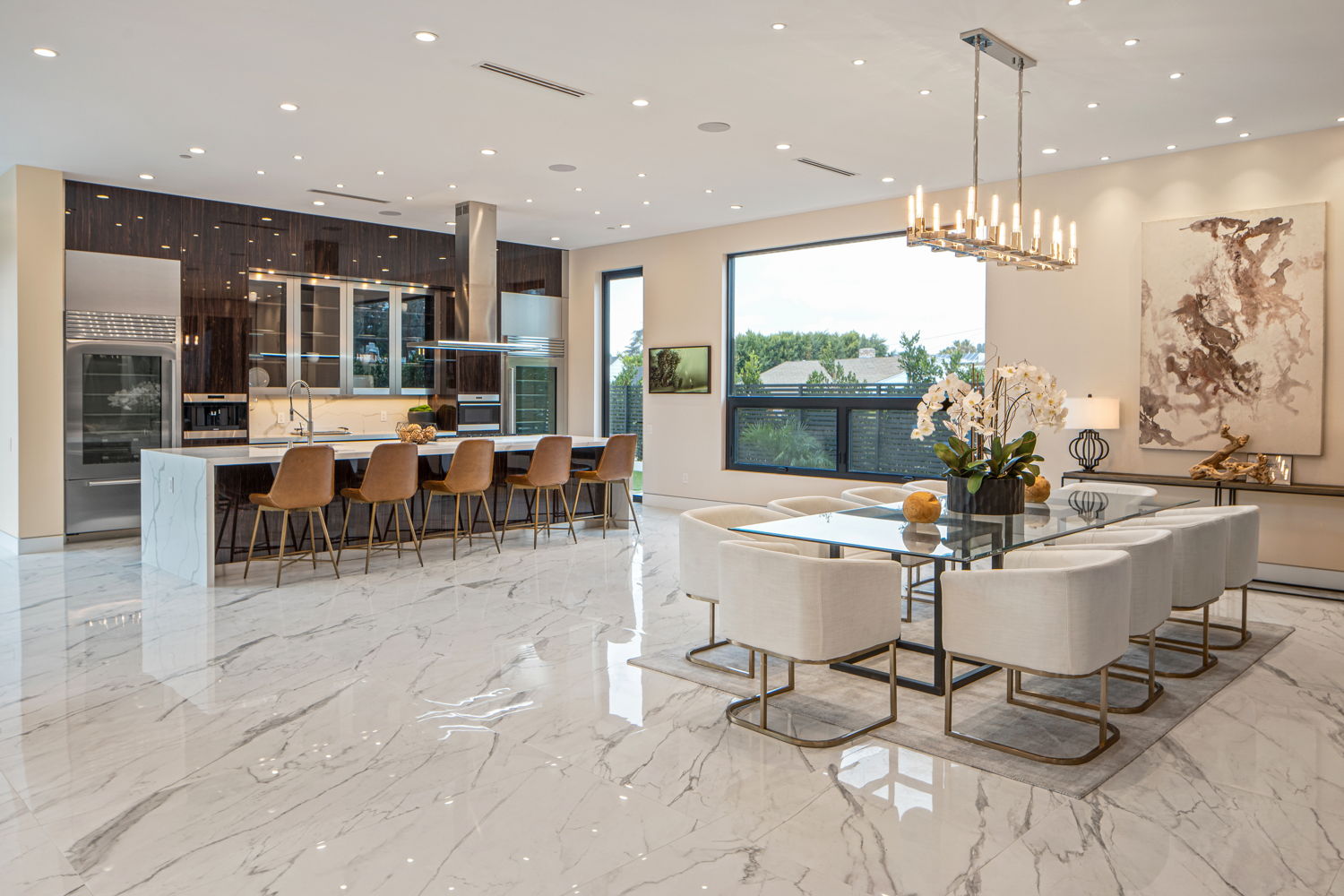 4049  Coldwater Canyon Ave.