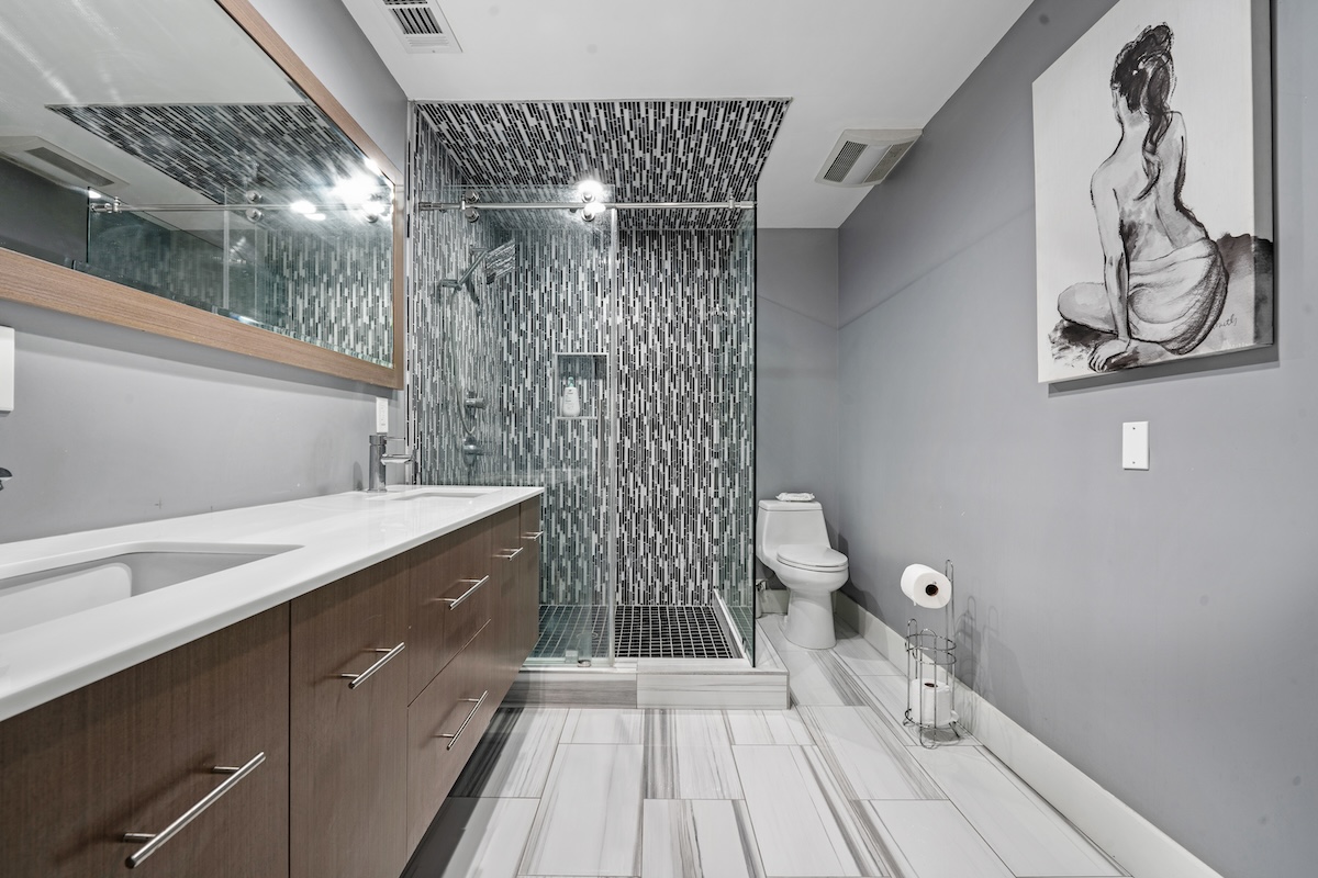 11432  Elizabeth St.