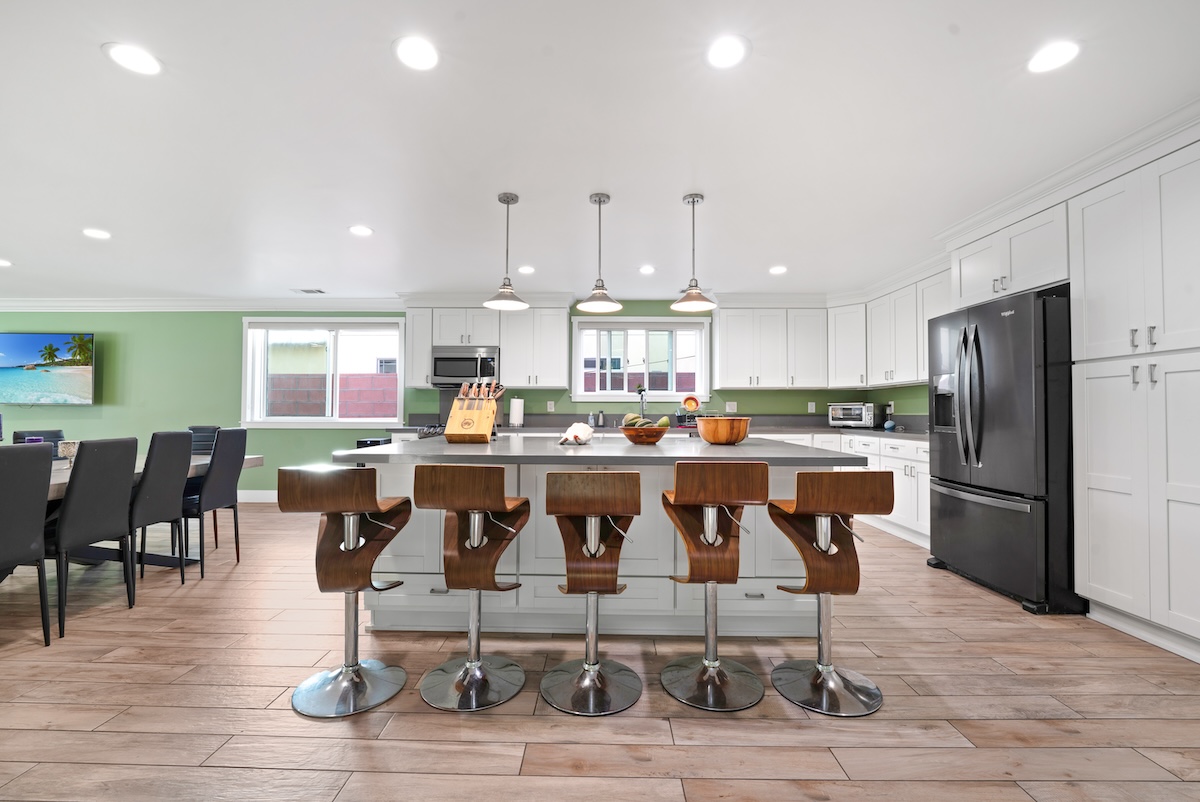 11432  Elizabeth St.