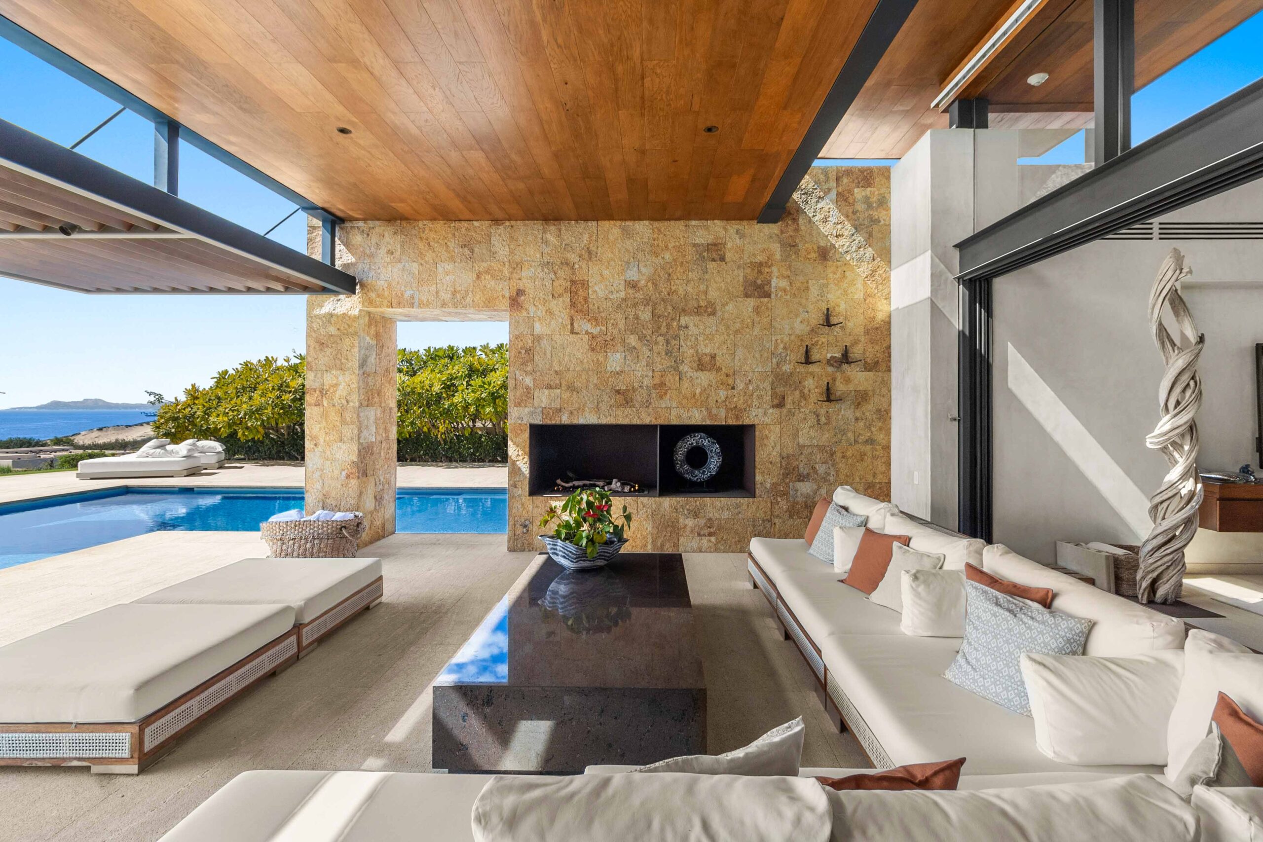 10  The Enclave, Zadun Residences