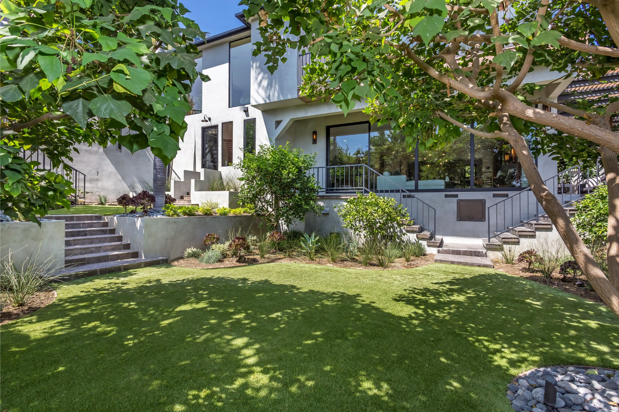 1490 Sunset Plaza Dr.