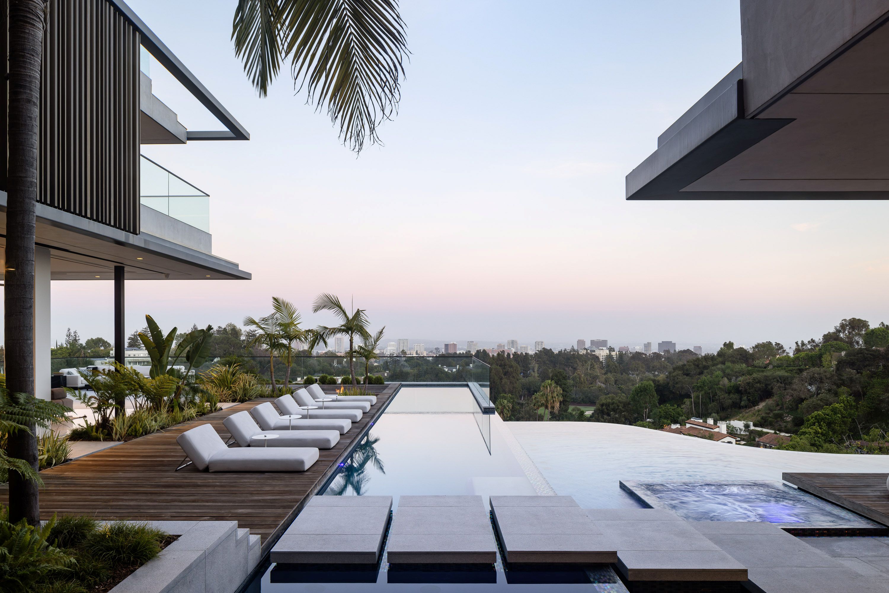 11005  Bellagio Pl