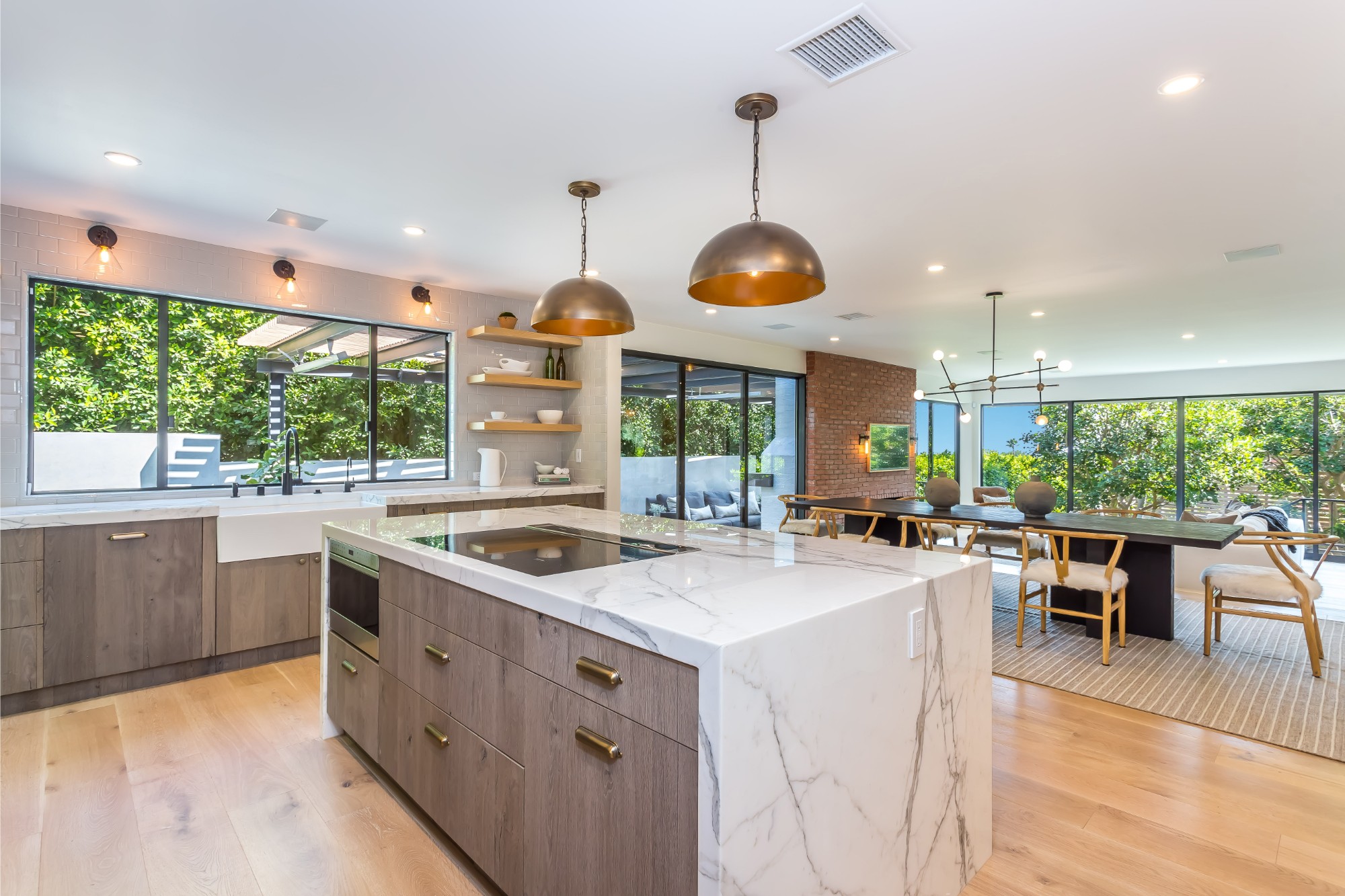 1490 Sunset Plaza Dr.