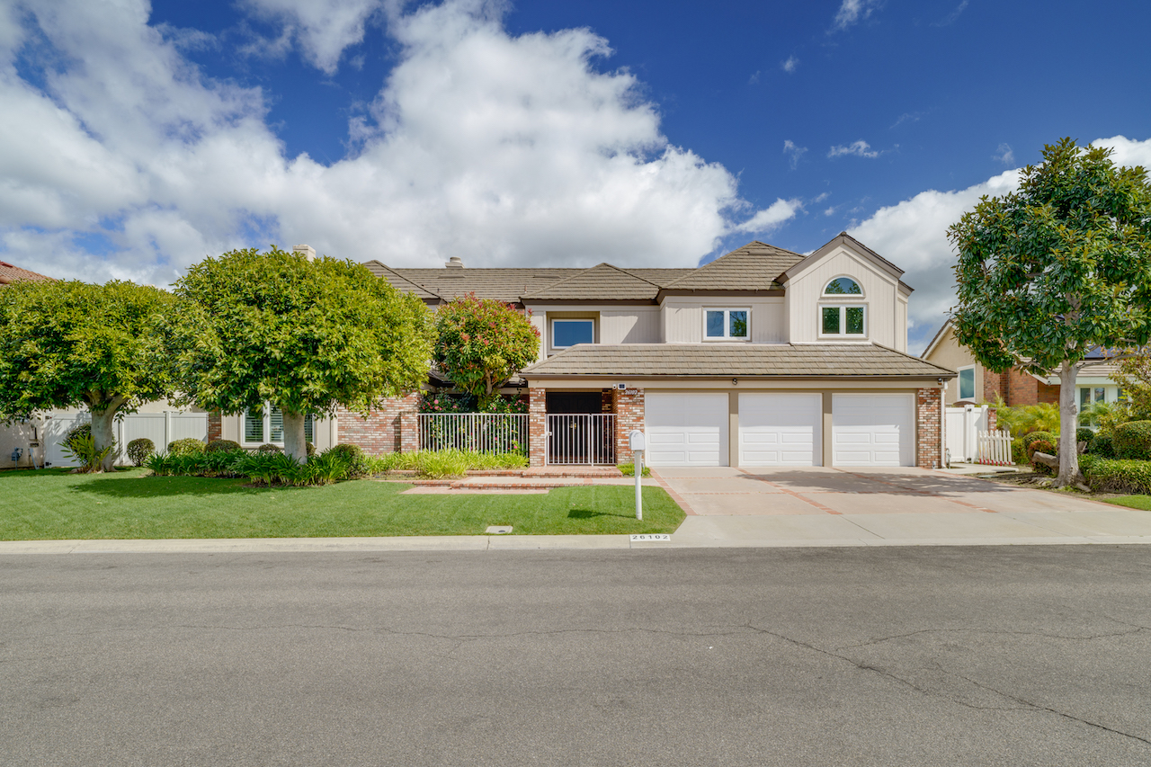 26102  Spur Branch Ln.