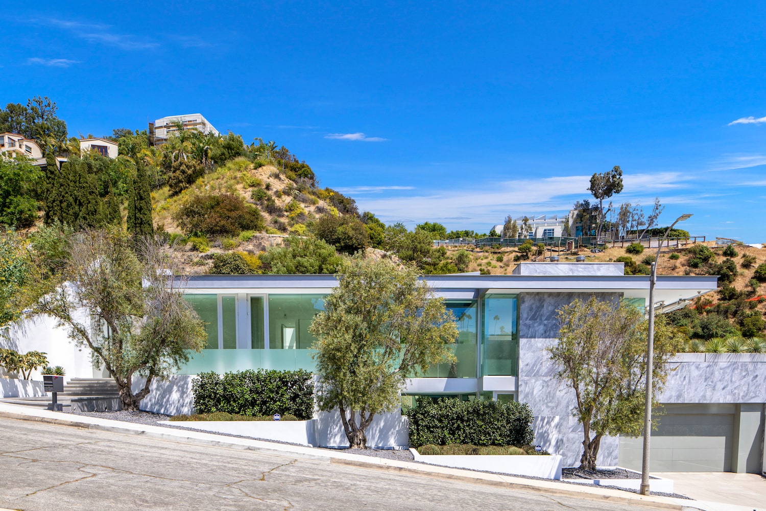 1814  N. Doheny Dr.