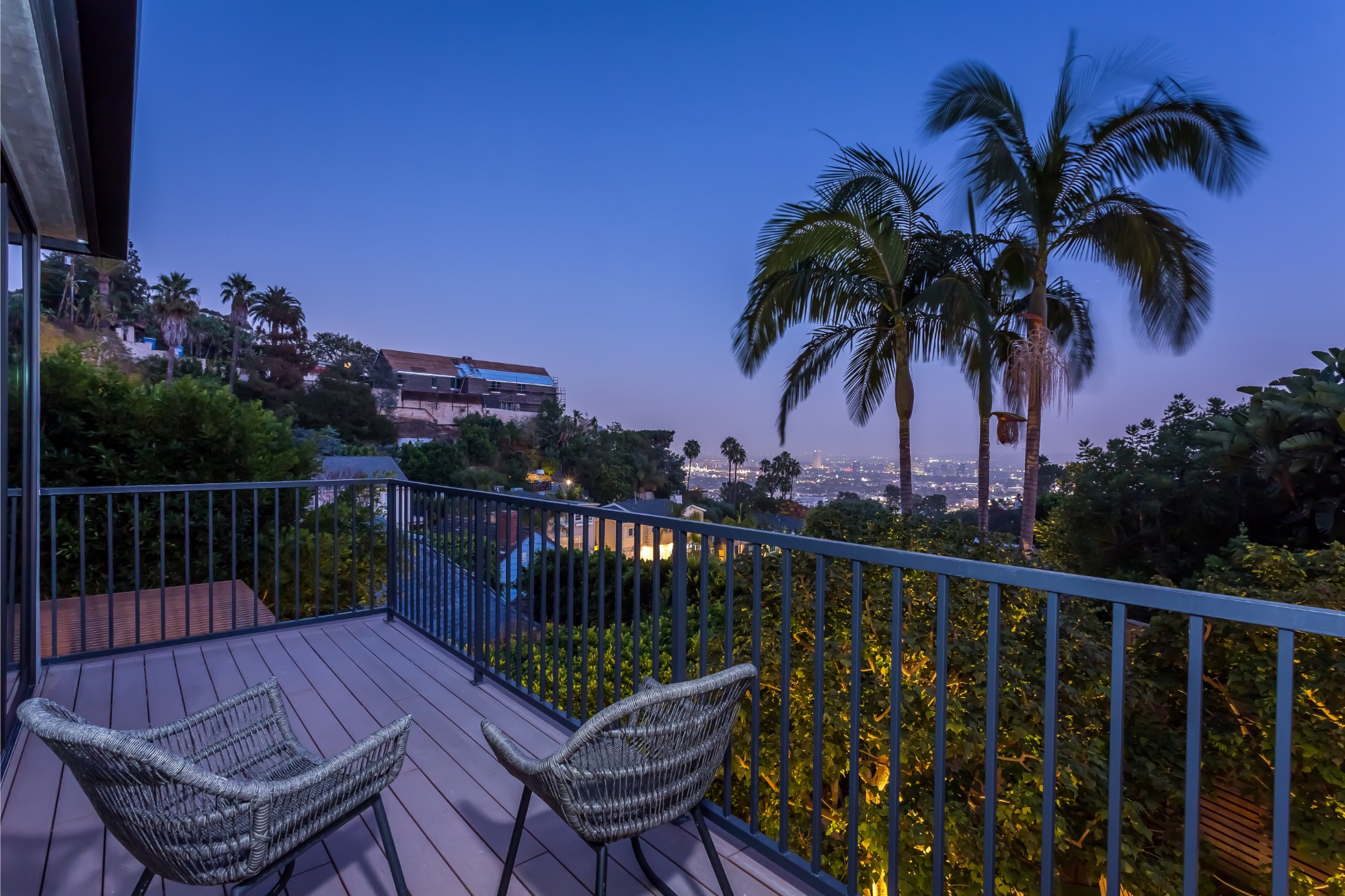 1490 Sunset Plaza Dr.