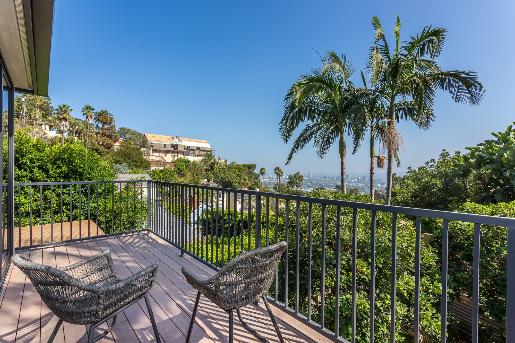 1490 Sunset Plaza Dr.