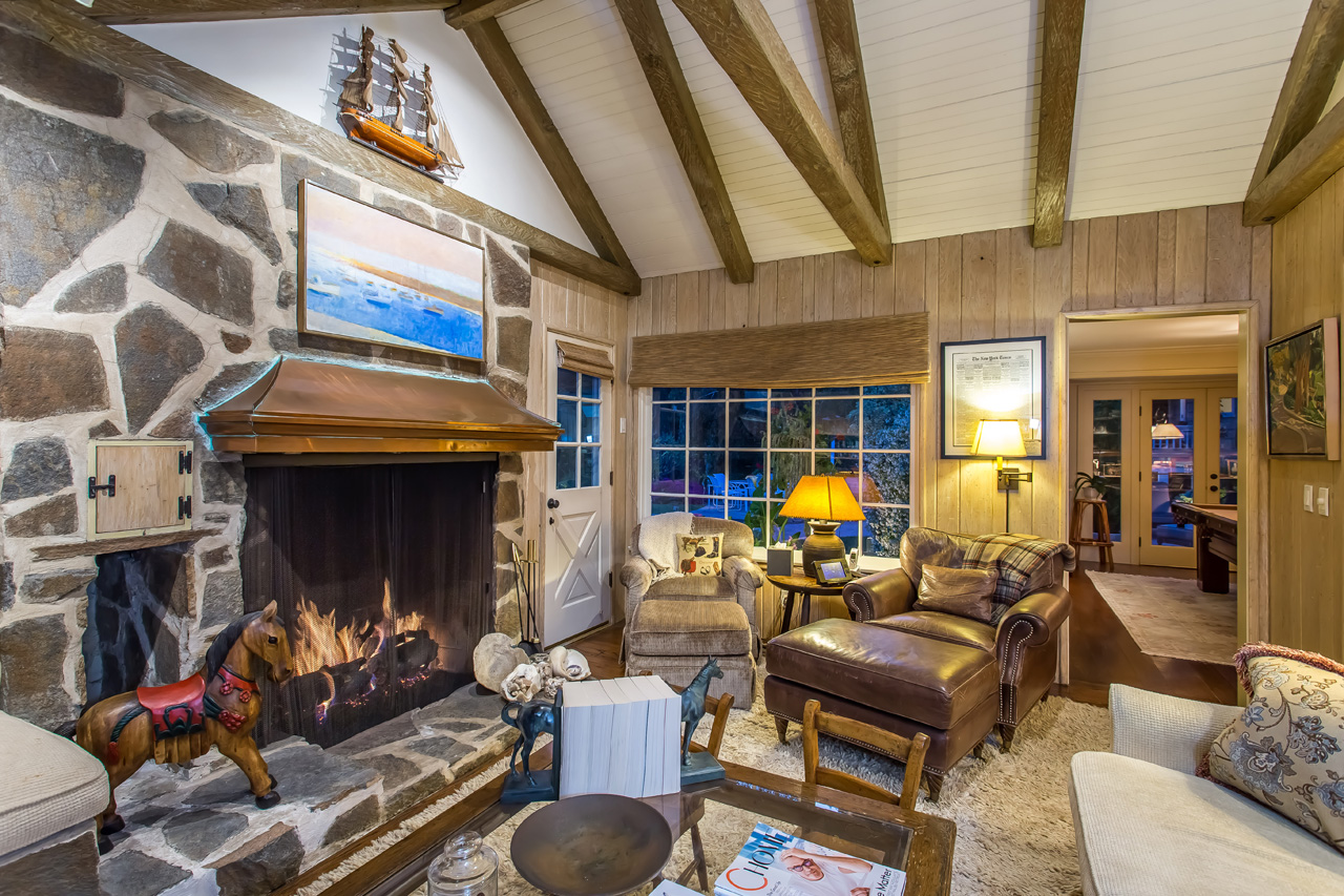 251  N. Layton Dr.