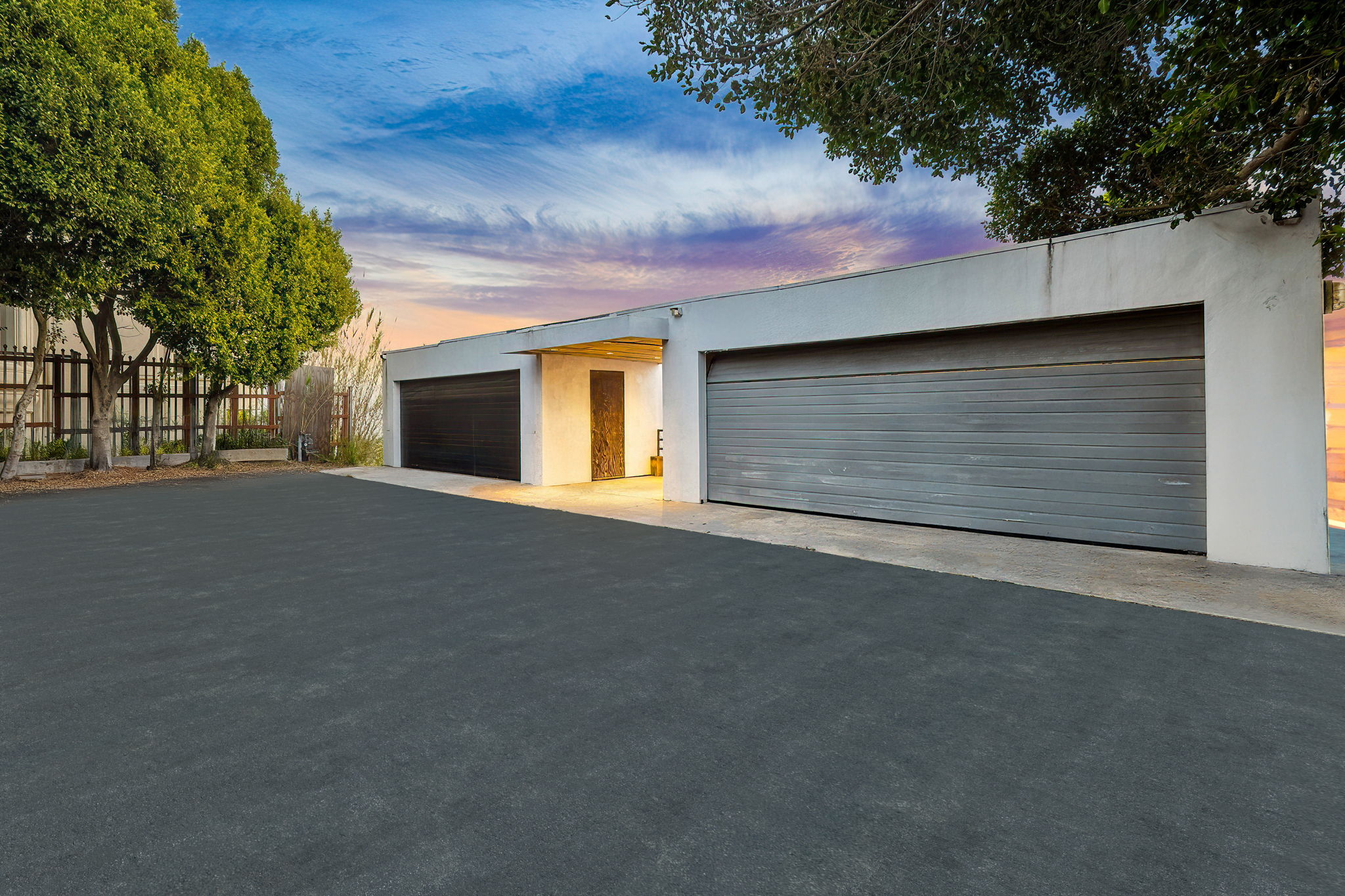 8576  Cole Crest Dr.