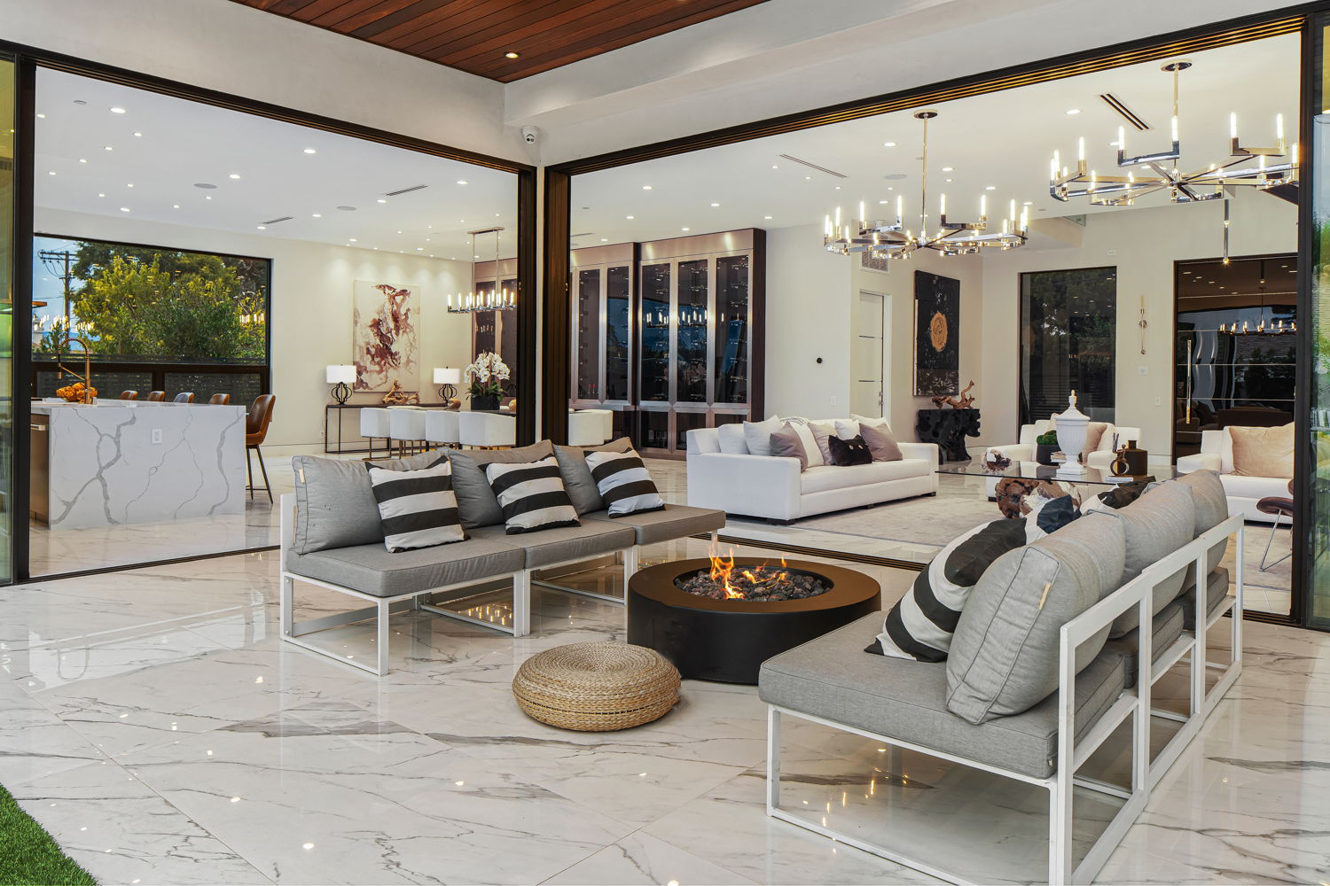 4049  Coldwater Canyon Ave.