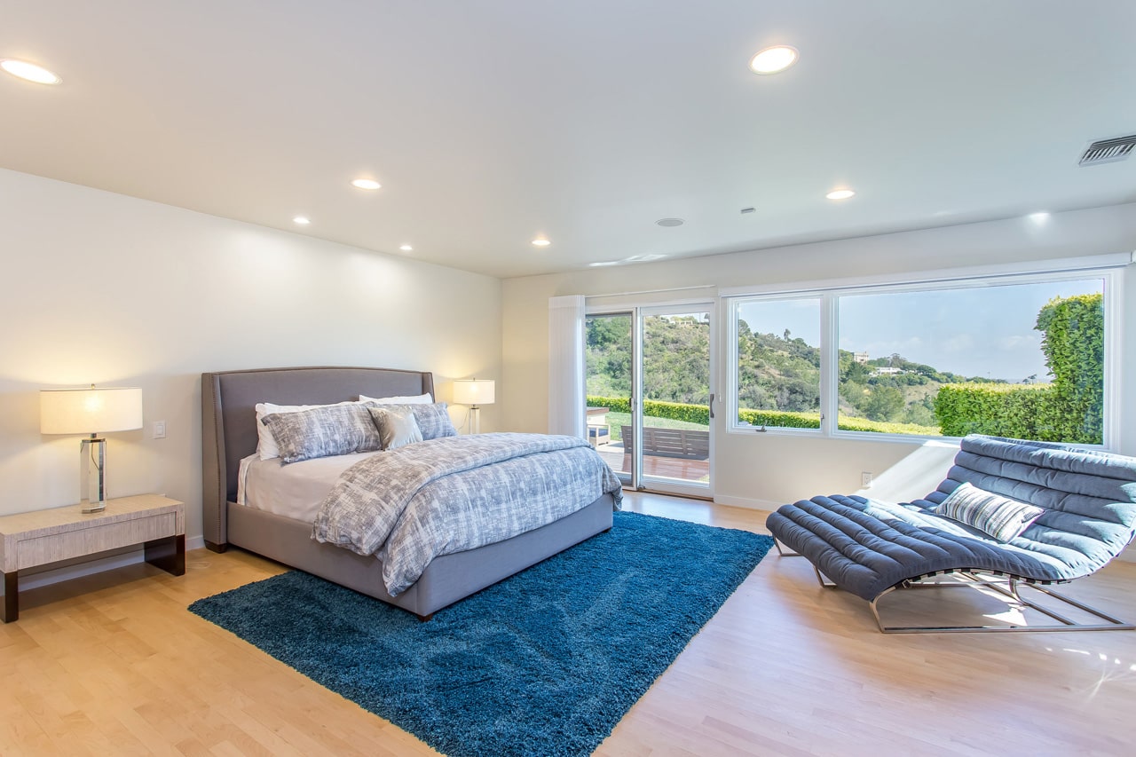 9222  Anthony Pl