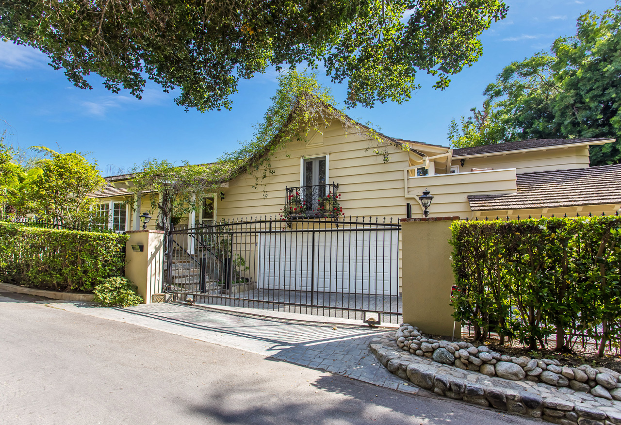 251  N. Layton Dr.