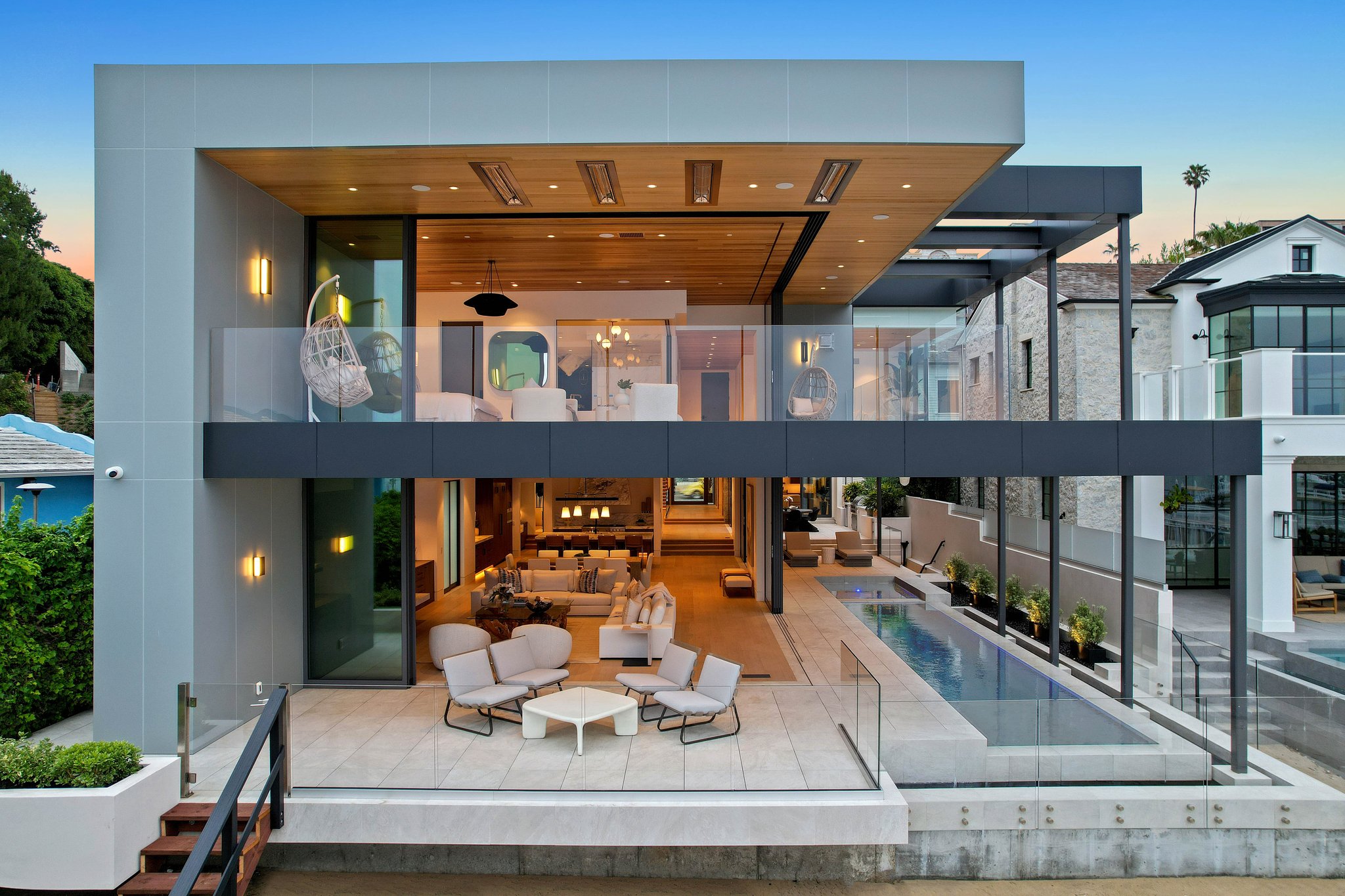 2201  Bayside Dr.