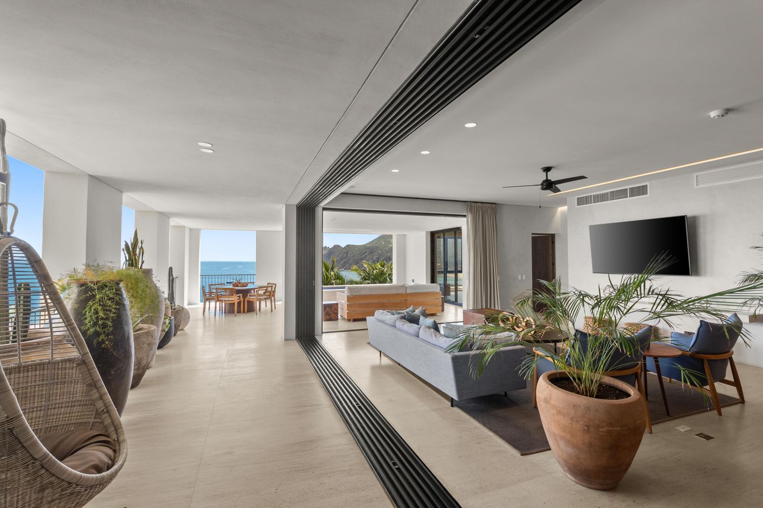 Residence 7-302 Hacienda Beach Club Phase 2