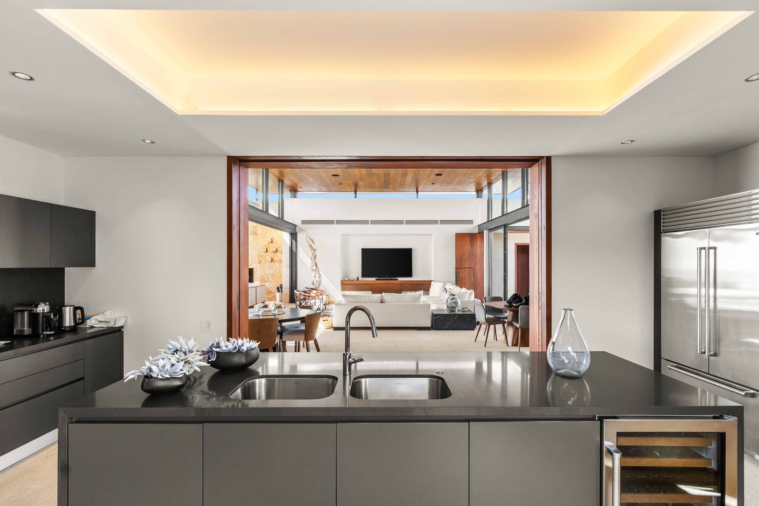 10  The Enclave, Zadun Residences