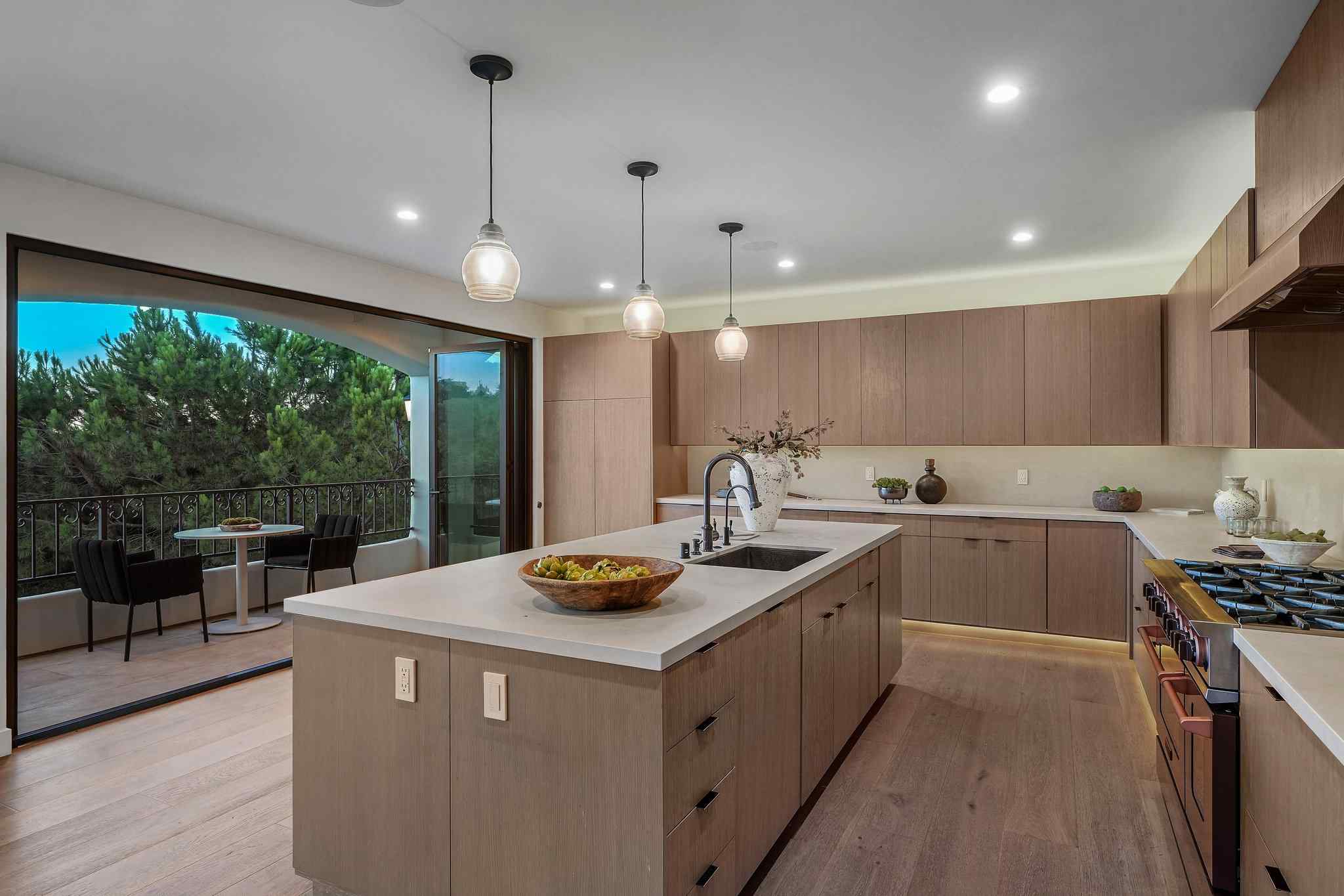 7212  Mulholland Dr.