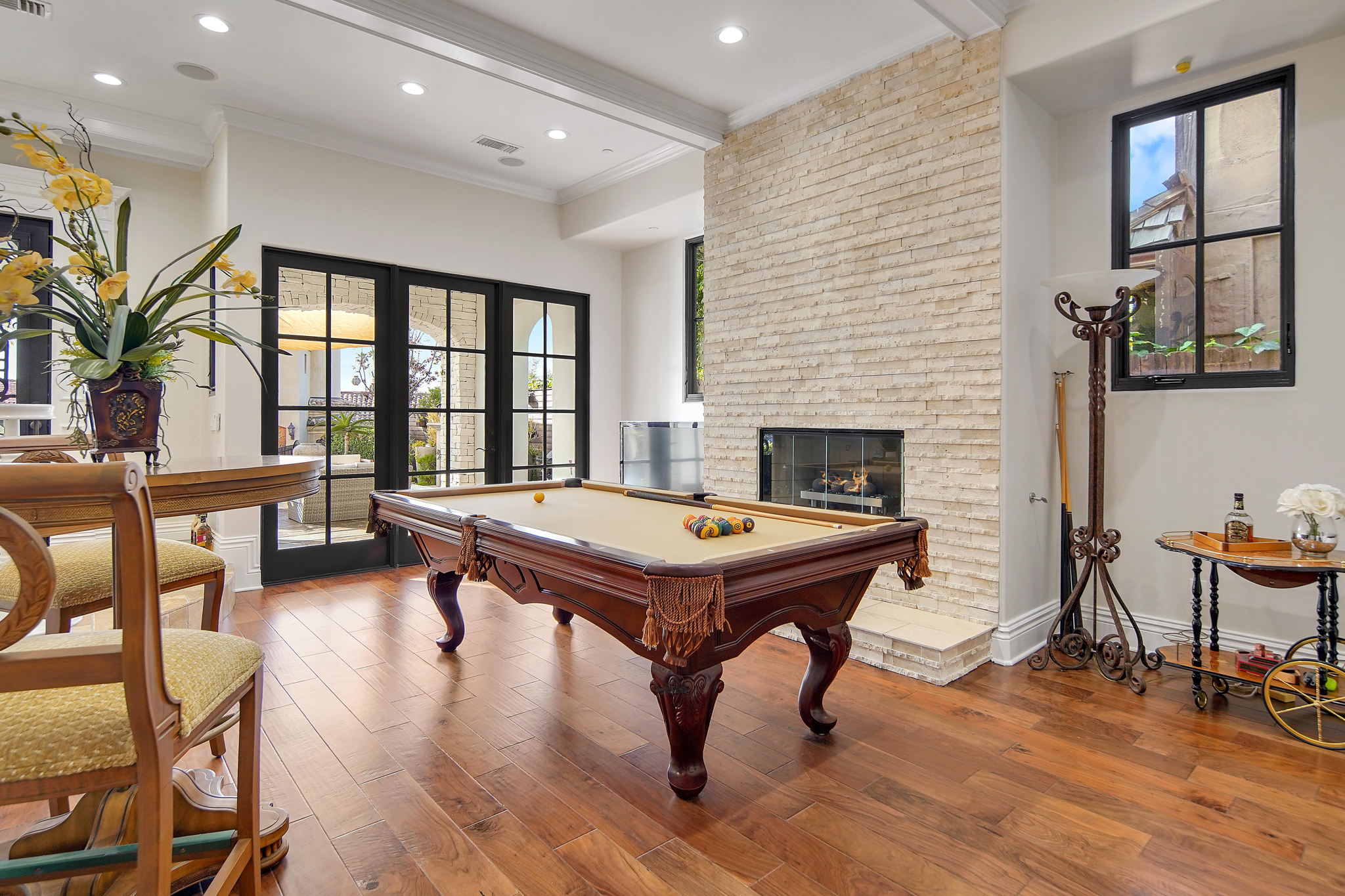 312  Carnation Ave.