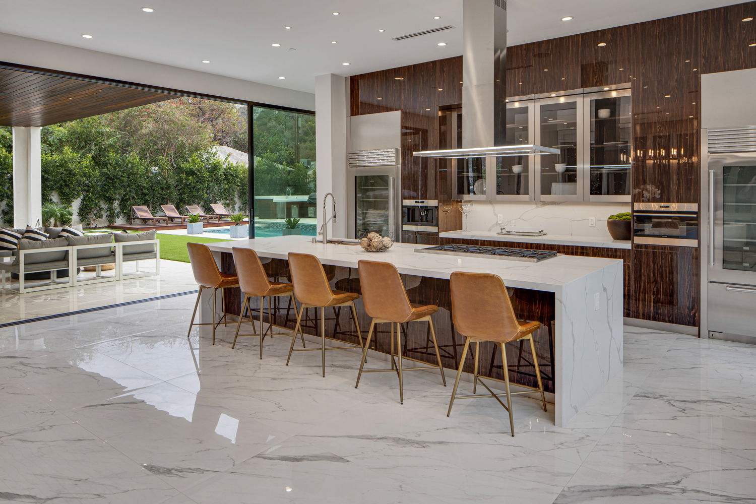 4049  Coldwater Canyon Ave.