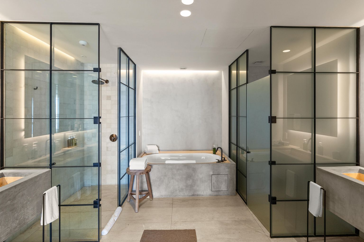 Residence 7-302 Hacienda Beach Club Phase 2