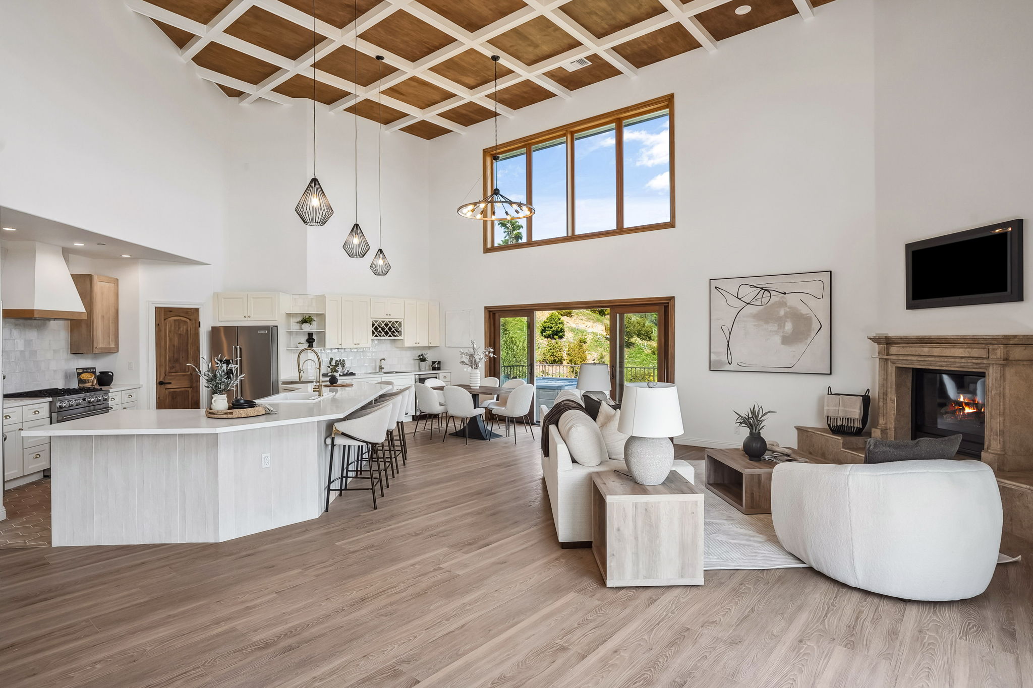 4385  Rainbow Vista Dr.