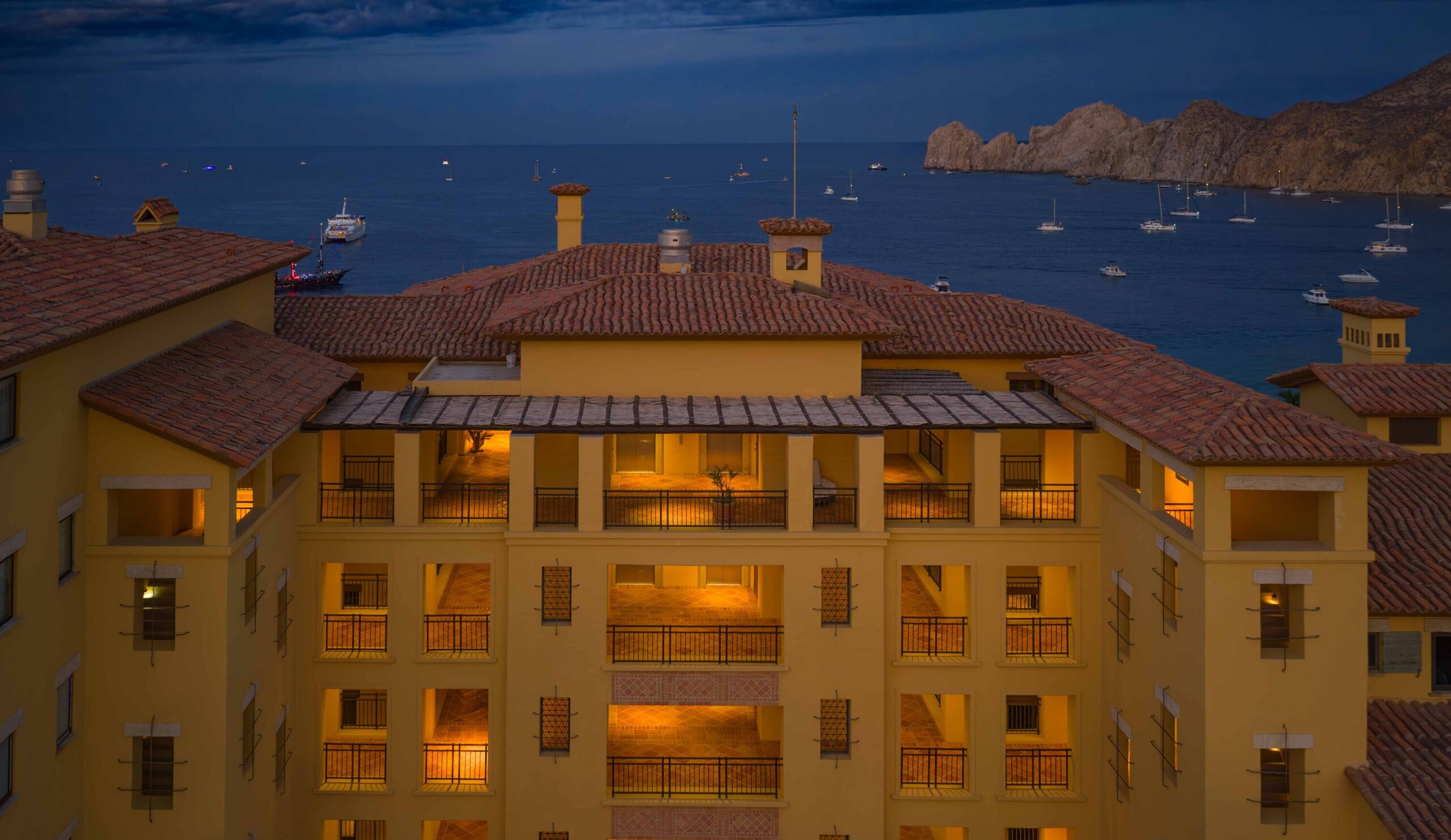 Residence 1-403, Hacienda Beach Club