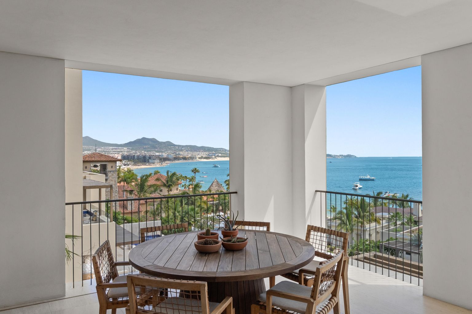 Residence 7-302 Hacienda Beach Club Phase 2