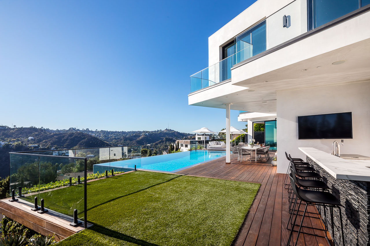 2371 Achilles Dr.