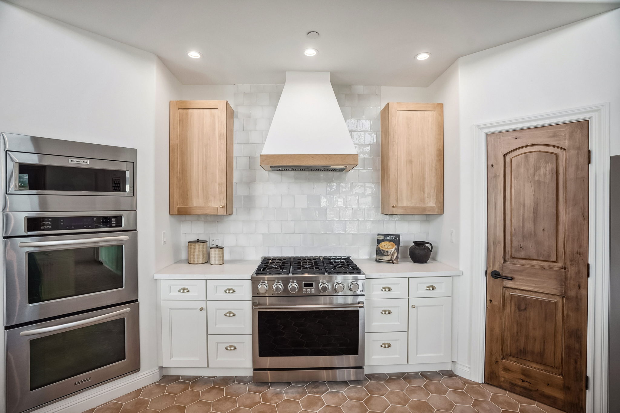 4385  Rainbow Vista Dr.