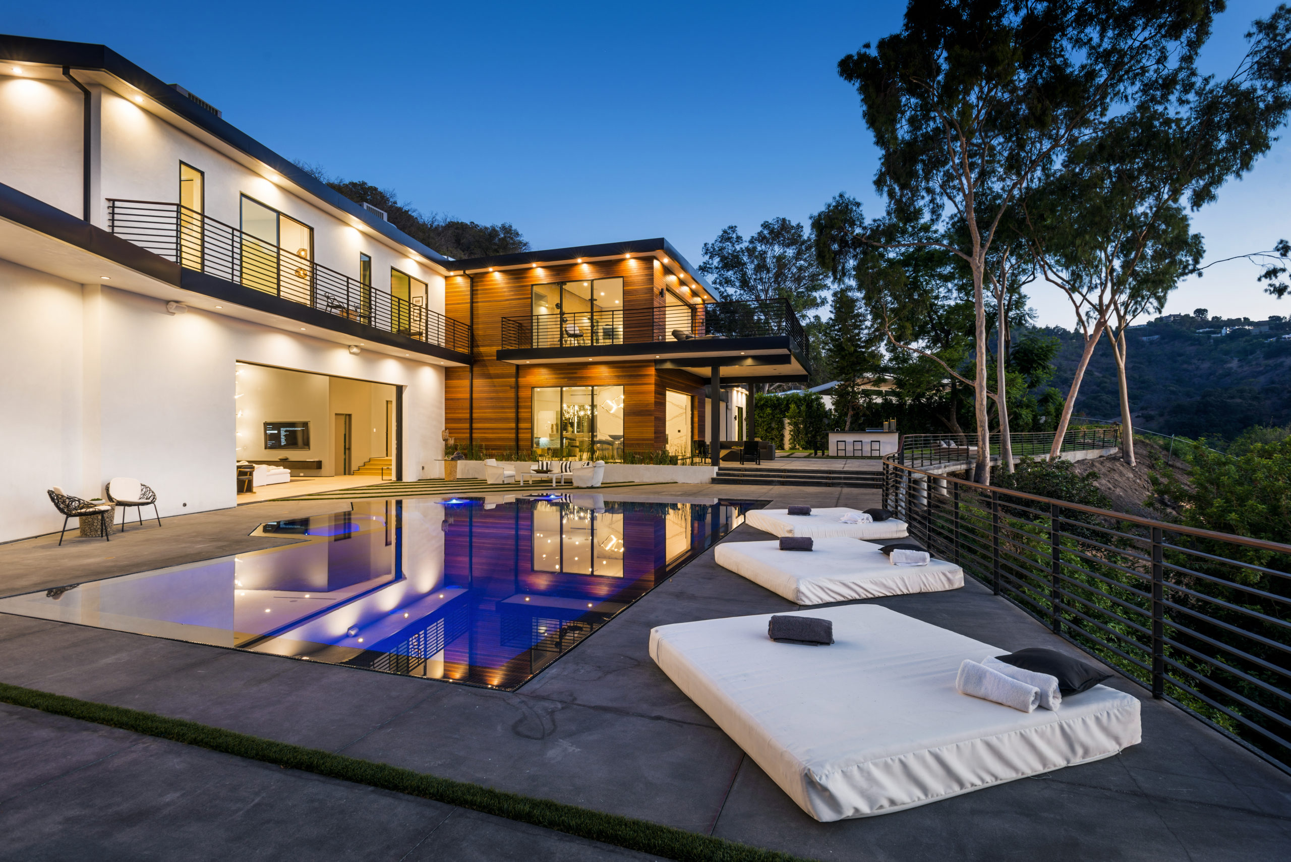 12954  Blairwood Dr.