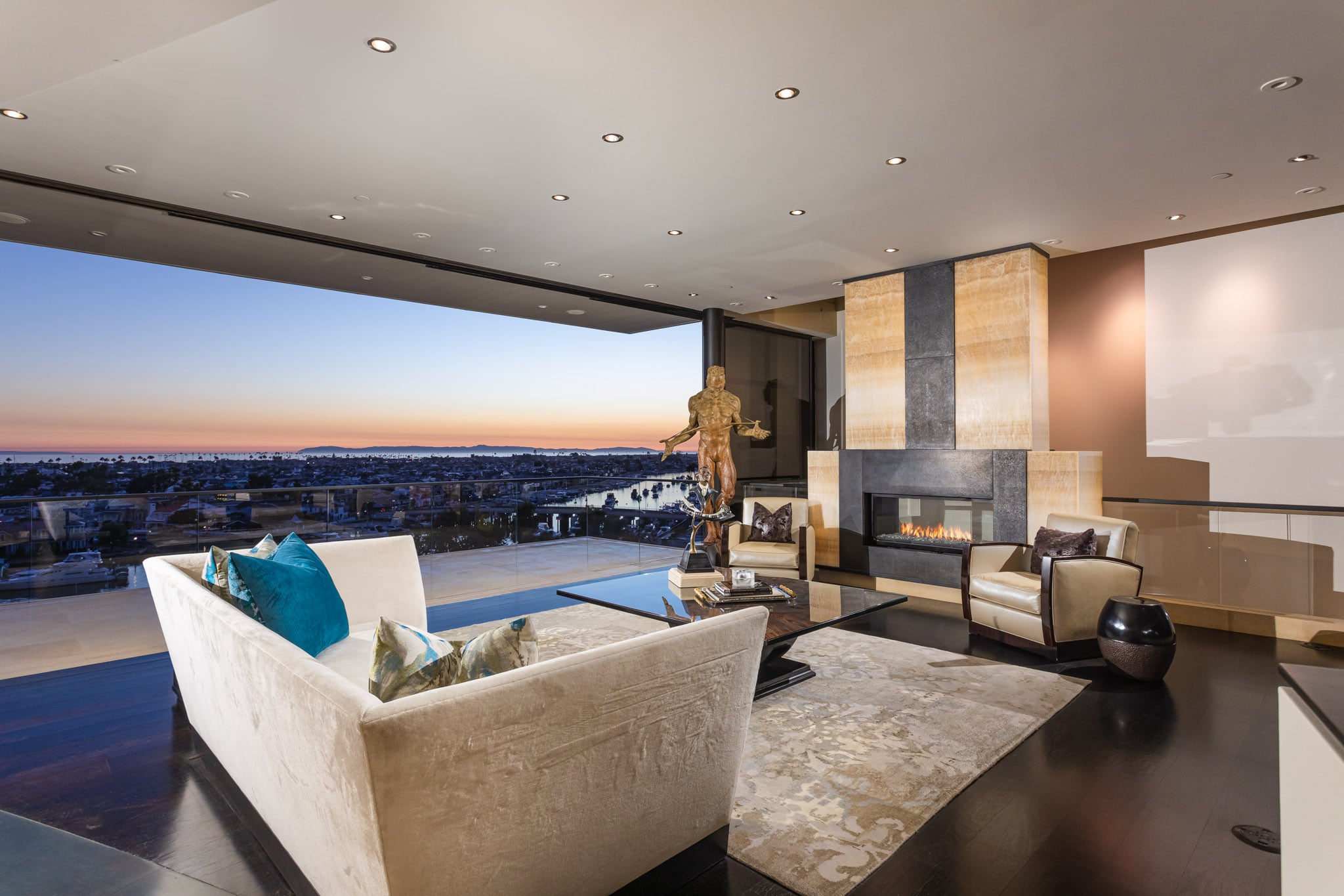 1301 Dolphin Terrace